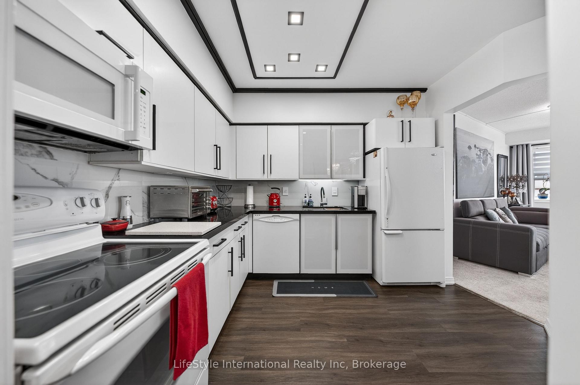 Front of Unit 213, 208 Silvercreek Parkway N