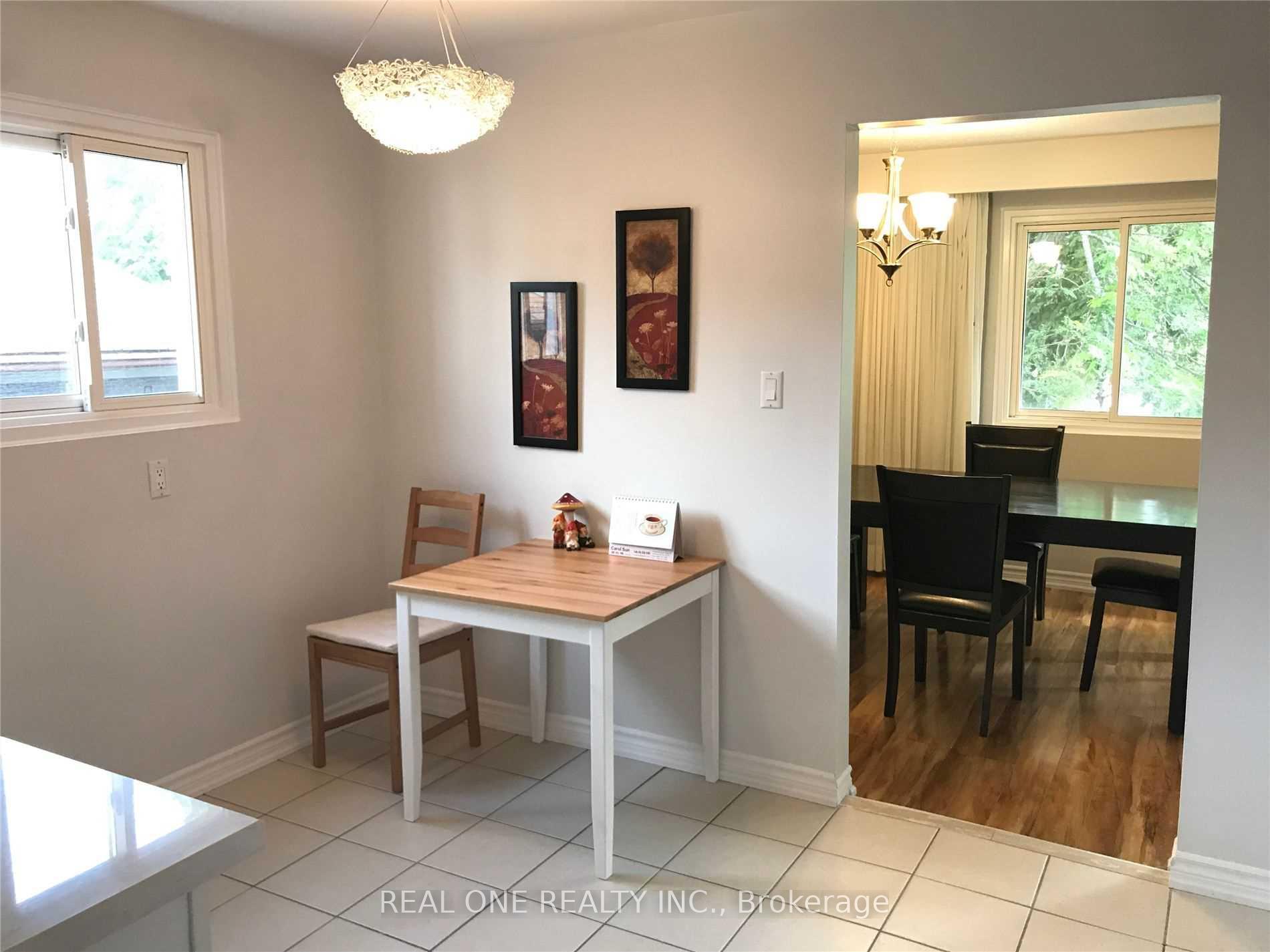 Photo 14 of 124 Angus Drive, North York, Don Valley Village — HOMEH