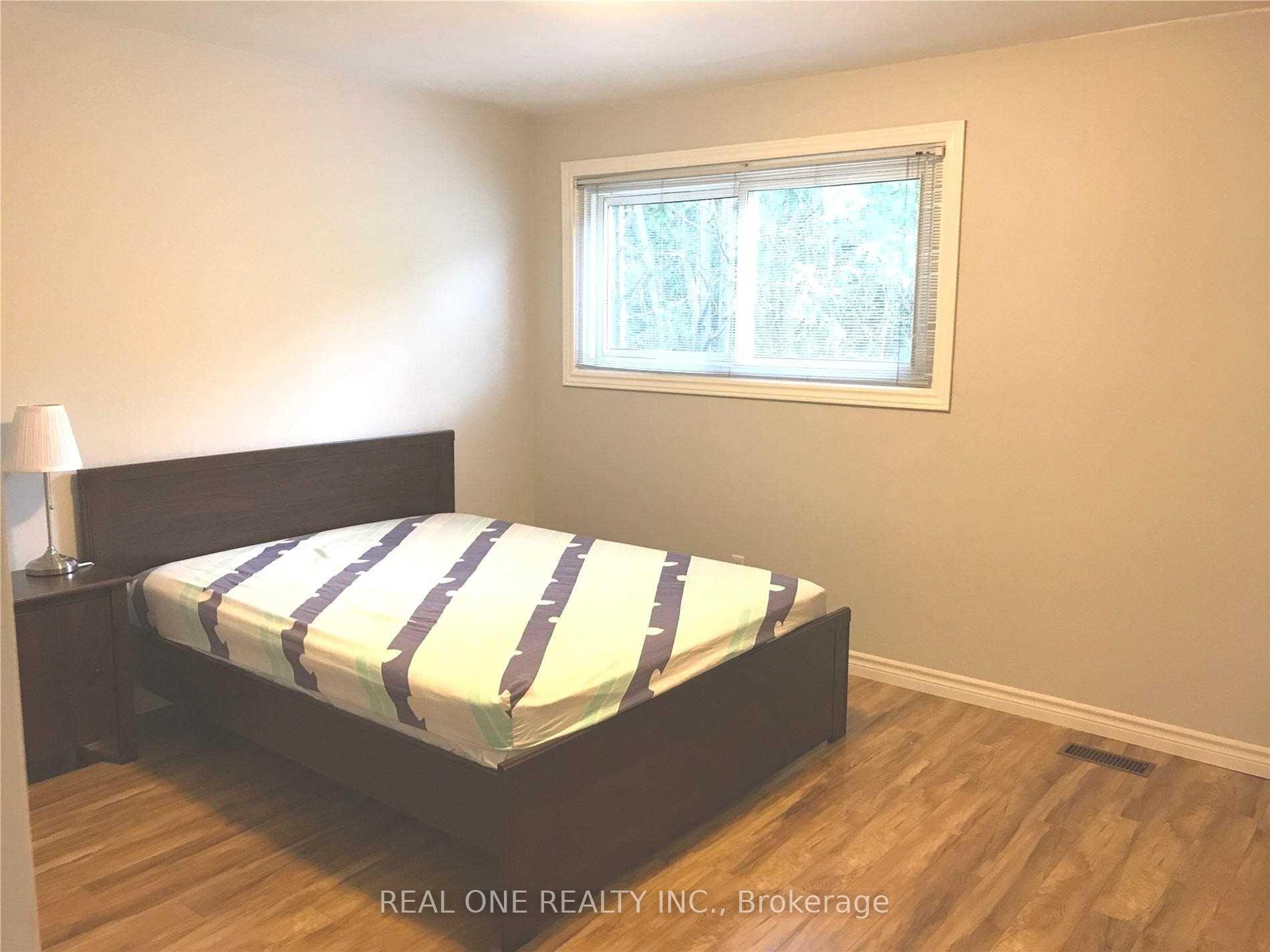 Photo 16 of 124 Angus Drive, North York, Don Valley Village — HOMEH