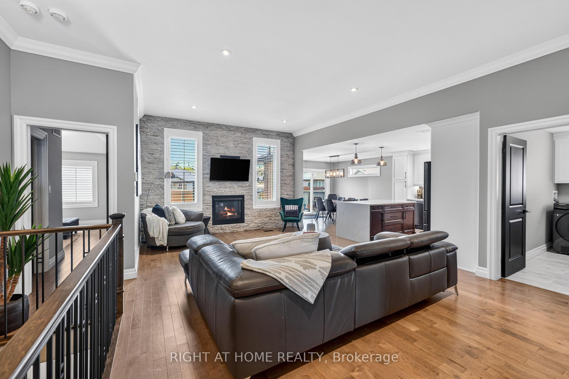 Photo 4 of 29 Woodburn Drive, Quinte West, Murray Ward — HOMEH