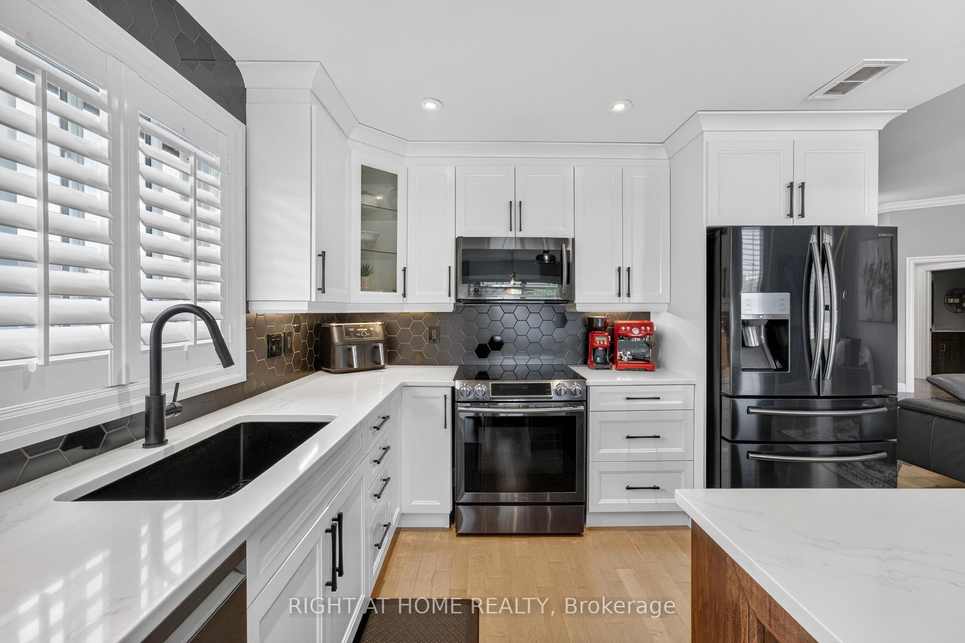 Photo 9 of 29 Woodburn Drive, Quinte West, Murray Ward — HOMEH