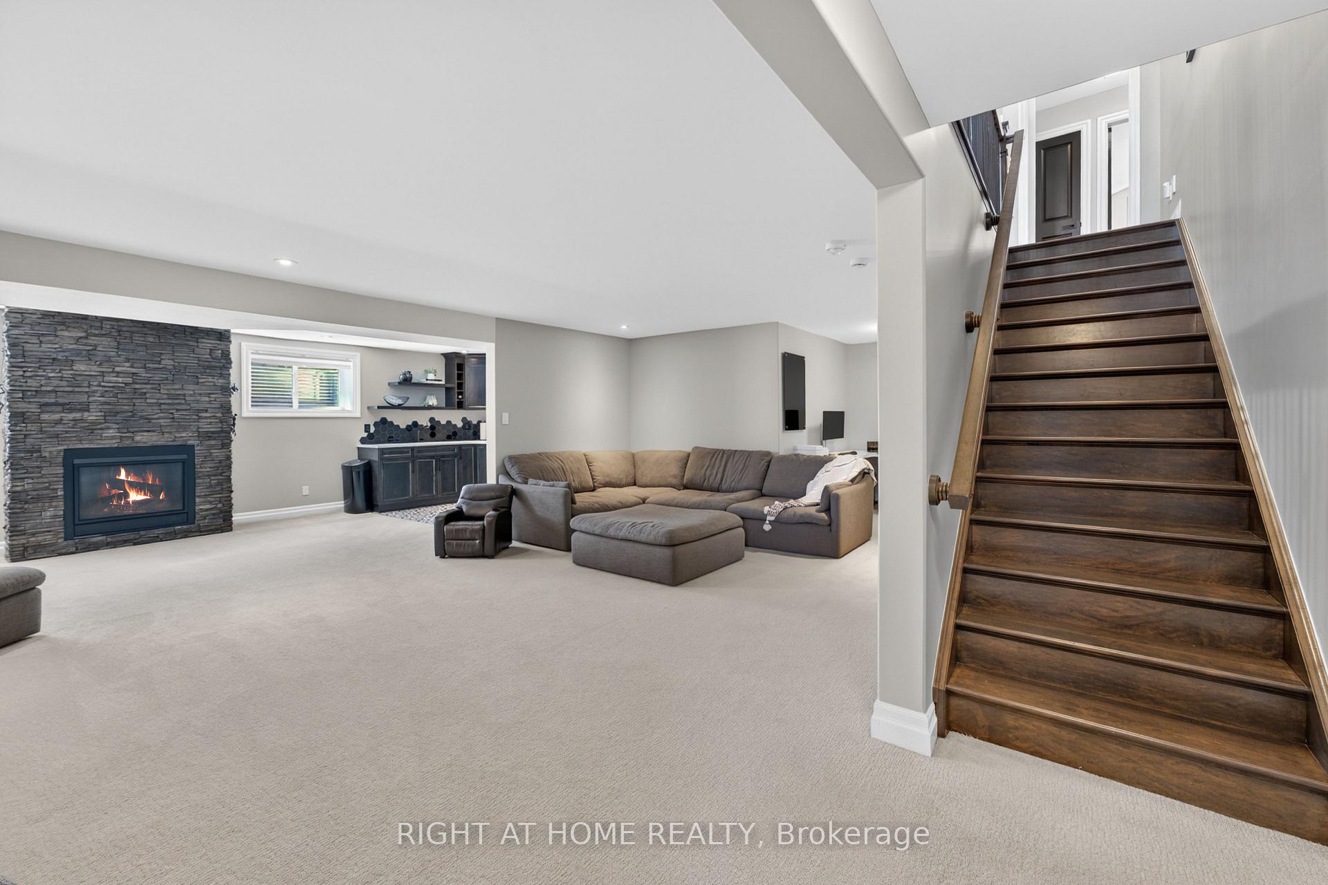 Photo 19 of 29 Woodburn Drive, Quinte West, Murray Ward — HOMEH
