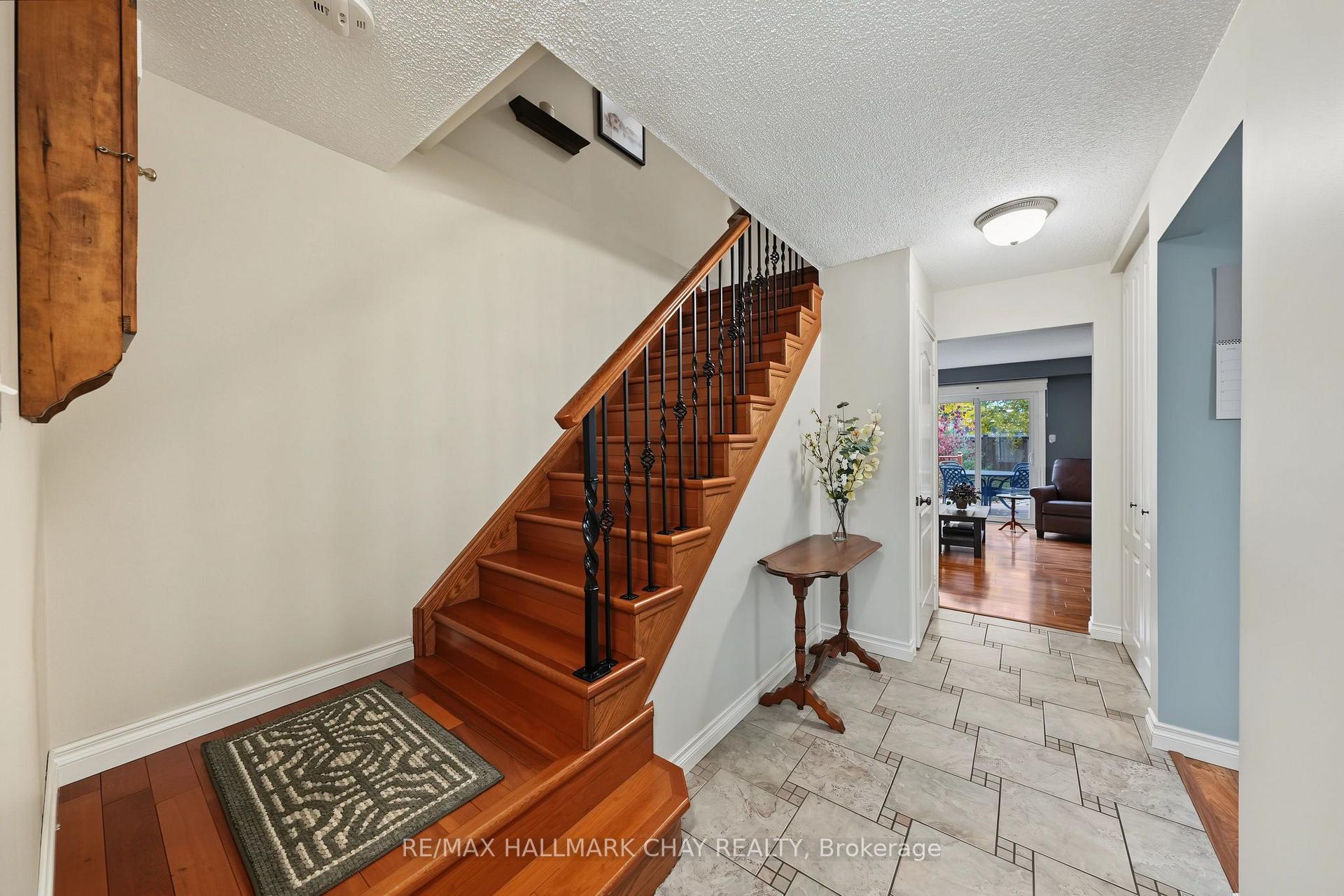 Photo 26 of 57 Newbridge Crescent, Brampton, Westgate — HOMEH