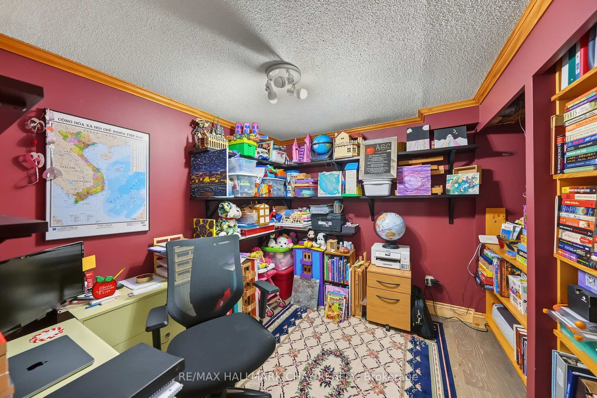 Photo 28 of 57 Newbridge Crescent, Brampton, Westgate — HOMEH