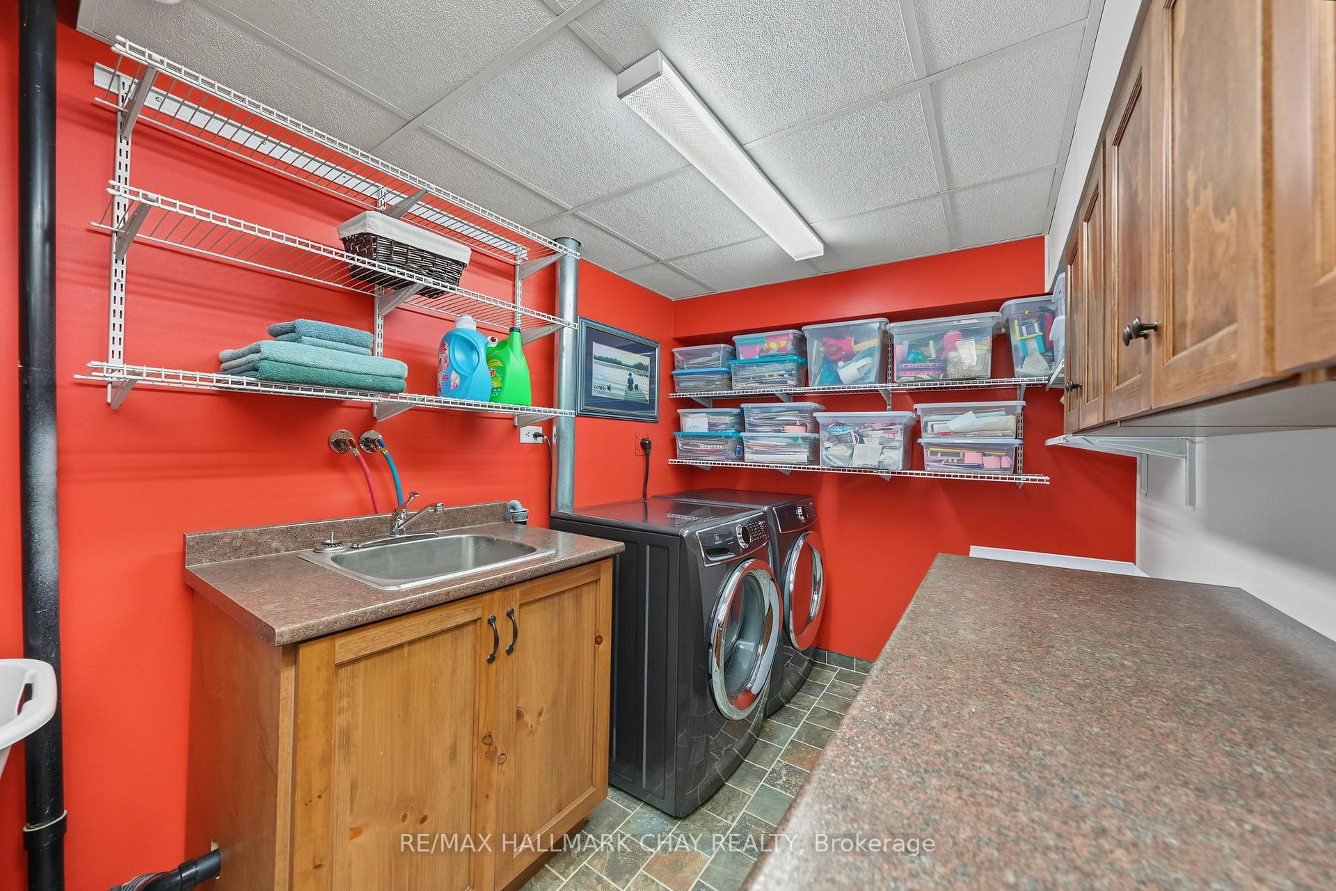 Photo 32 of 57 Newbridge Crescent, Brampton, Westgate — HOMEH