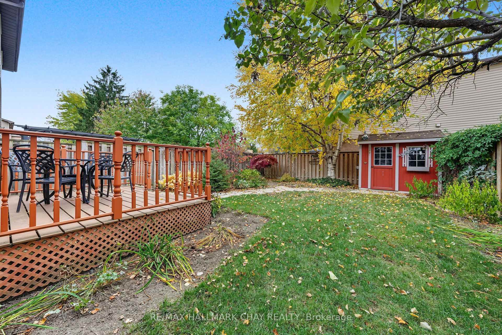 Photo 38 of 57 Newbridge Crescent, Brampton, Westgate — HOMEH