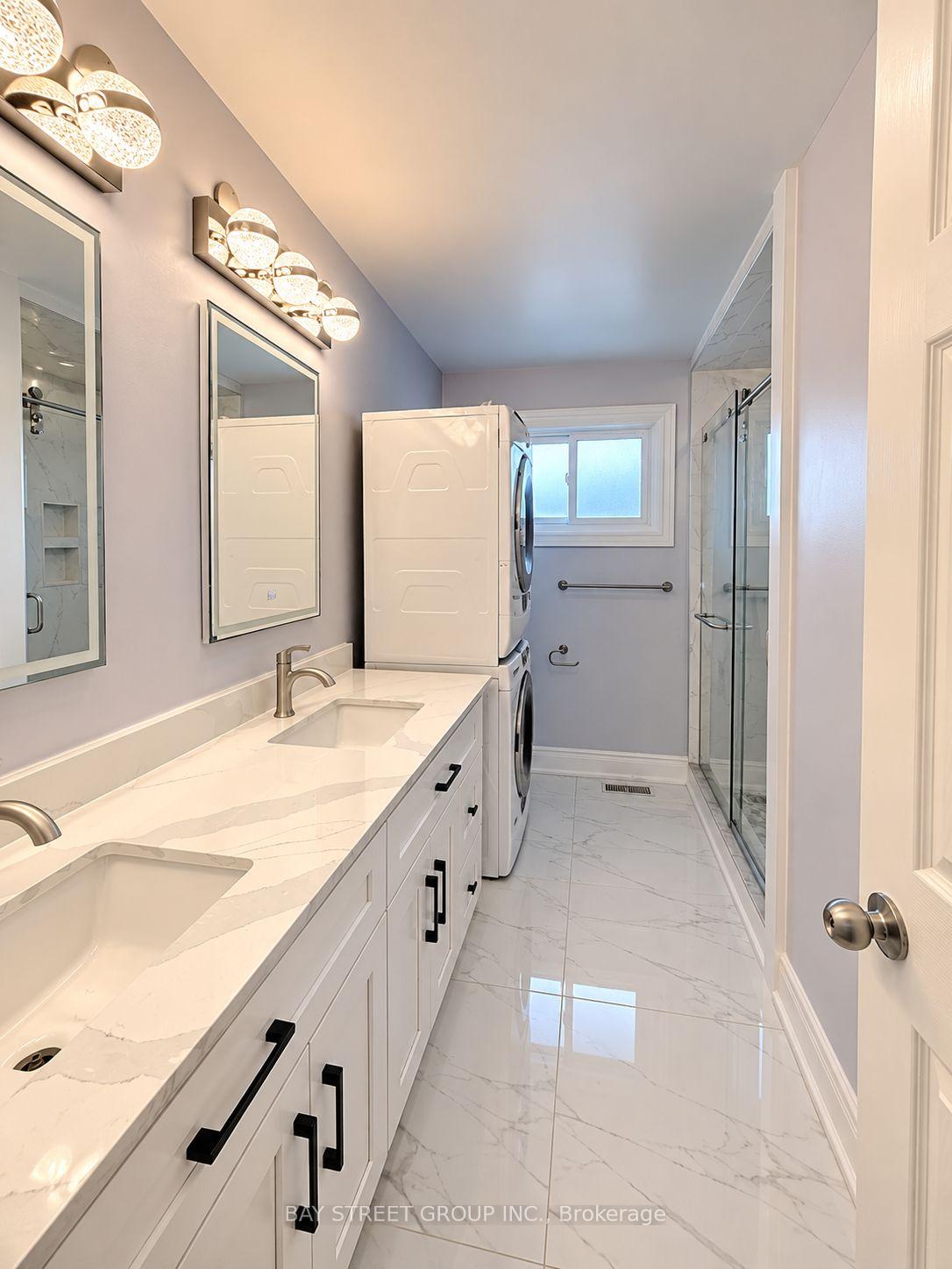 Photo 7 of Unit upper level, 237 Lawnhurst Court, Hamilton, Eleanor — HOMEH