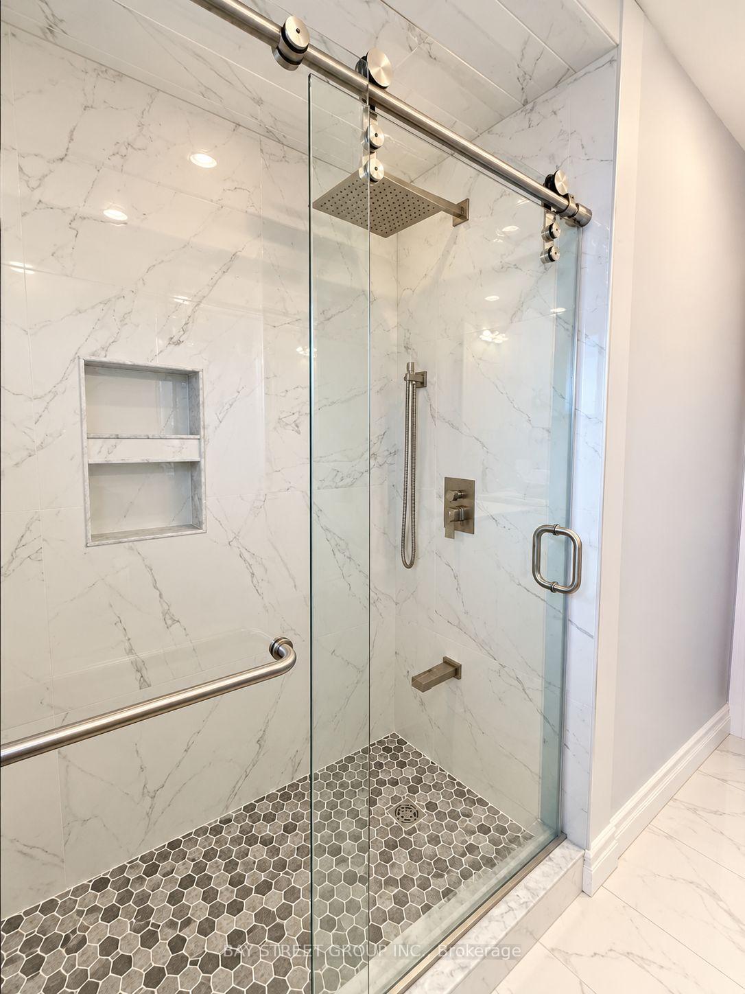 Photo 8 of Unit upper level, 237 Lawnhurst Court, Hamilton, Eleanor — HOMEH