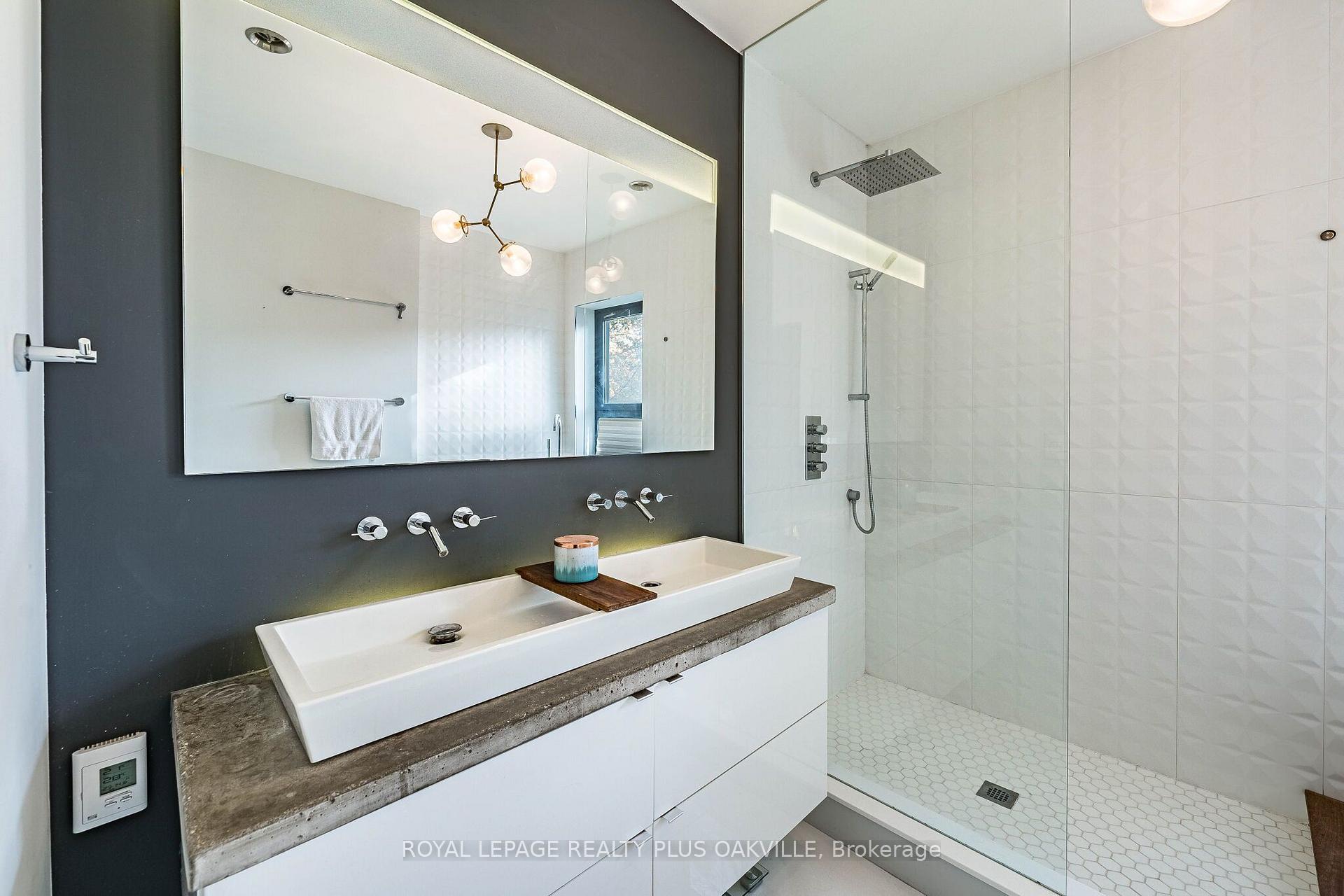 Photo 31 of 294 Logan Avenue, Toronto, South Riverdale — HOMEH