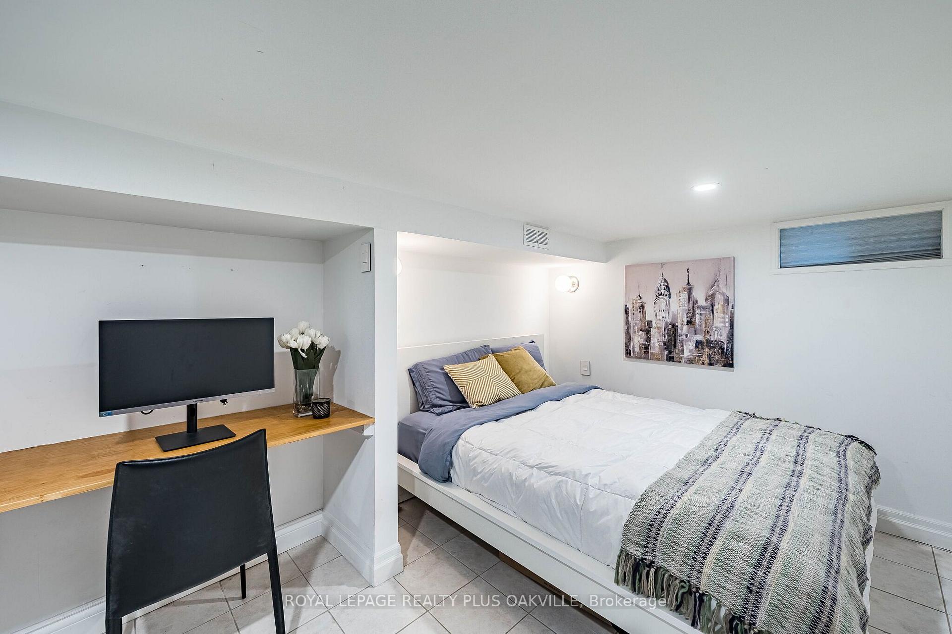 Photo 36 of 294 Logan Avenue, Toronto, South Riverdale — HOMEH