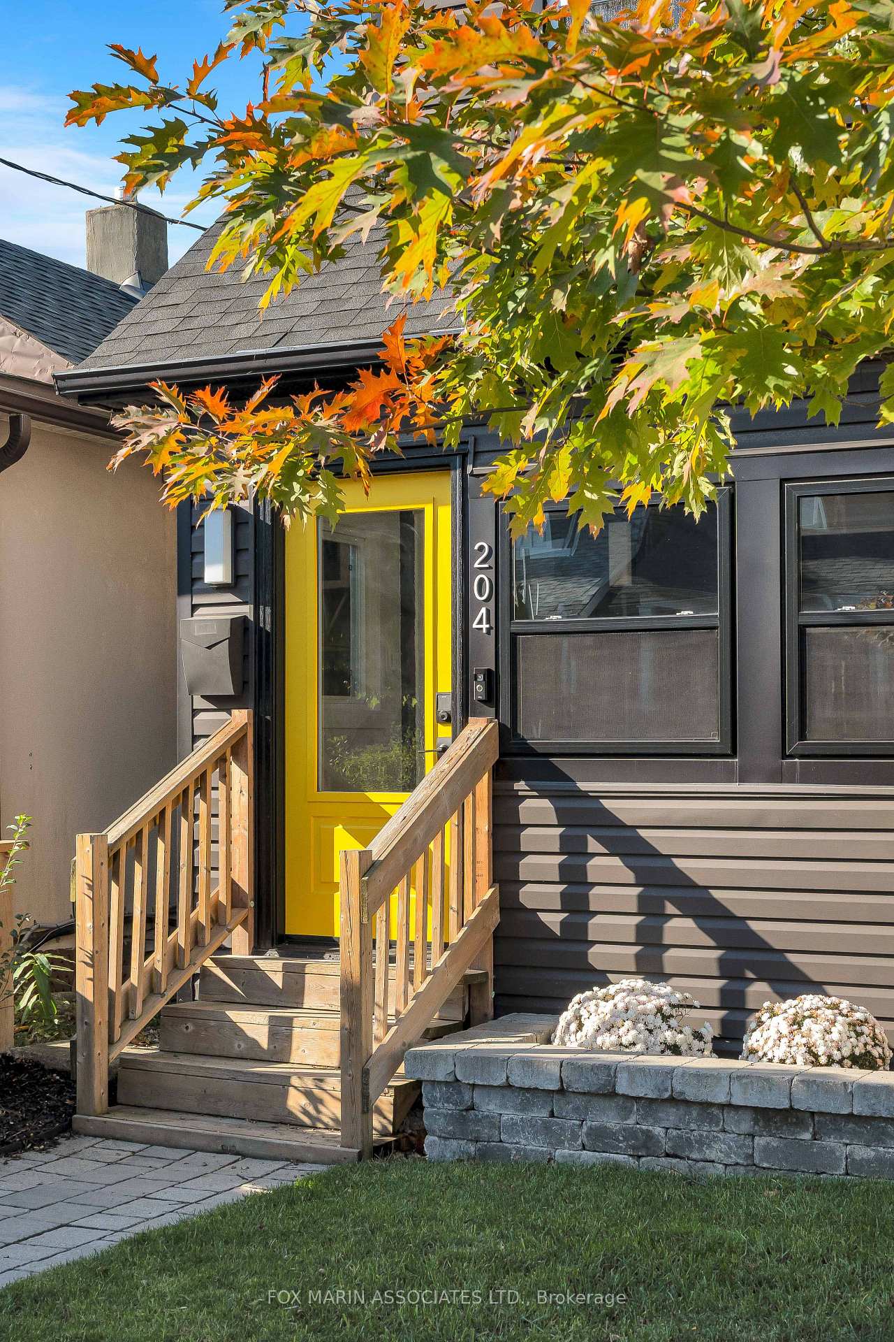 Photo 2 of 204 Woodmount Avenue, Toronto, Danforth Village-East York — HOMEH