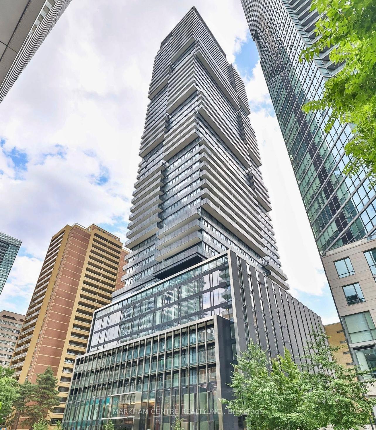 Photo of Unit 4005, 55 Charles Street E