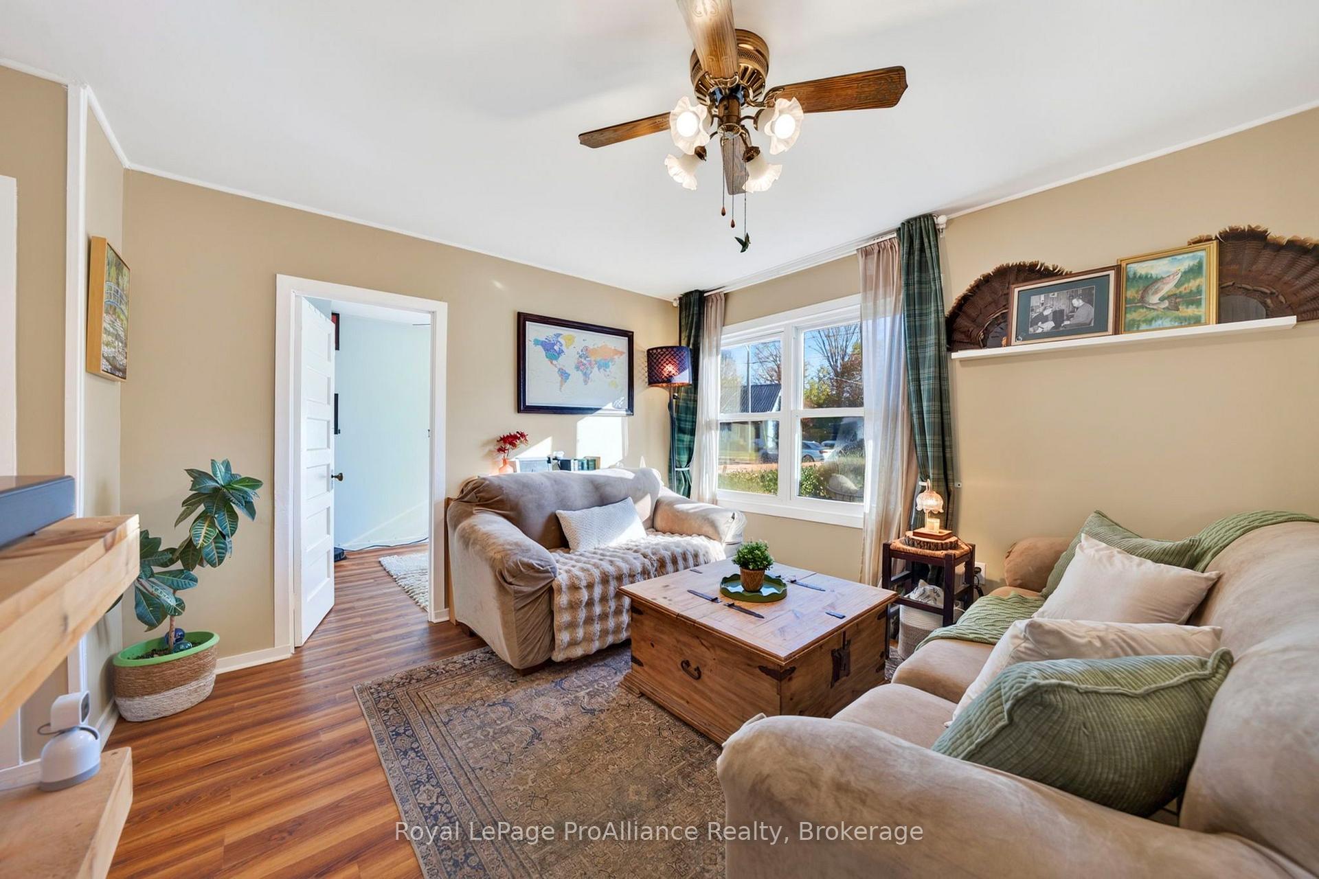 Photo 6 of 12 Kerr Crescent, Quinte West, Trenton Ward — HOMEH