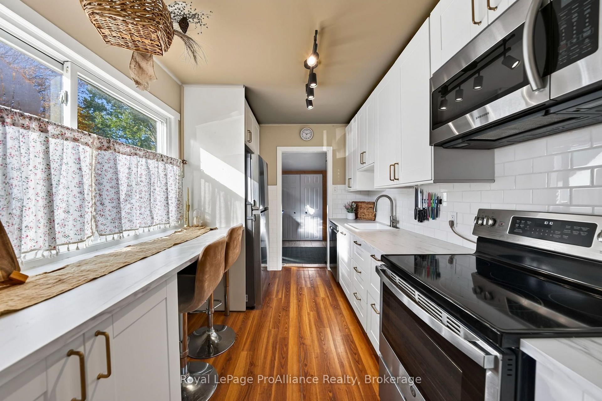 Photo 12 of 12 Kerr Crescent, Quinte West, Trenton Ward — HOMEH