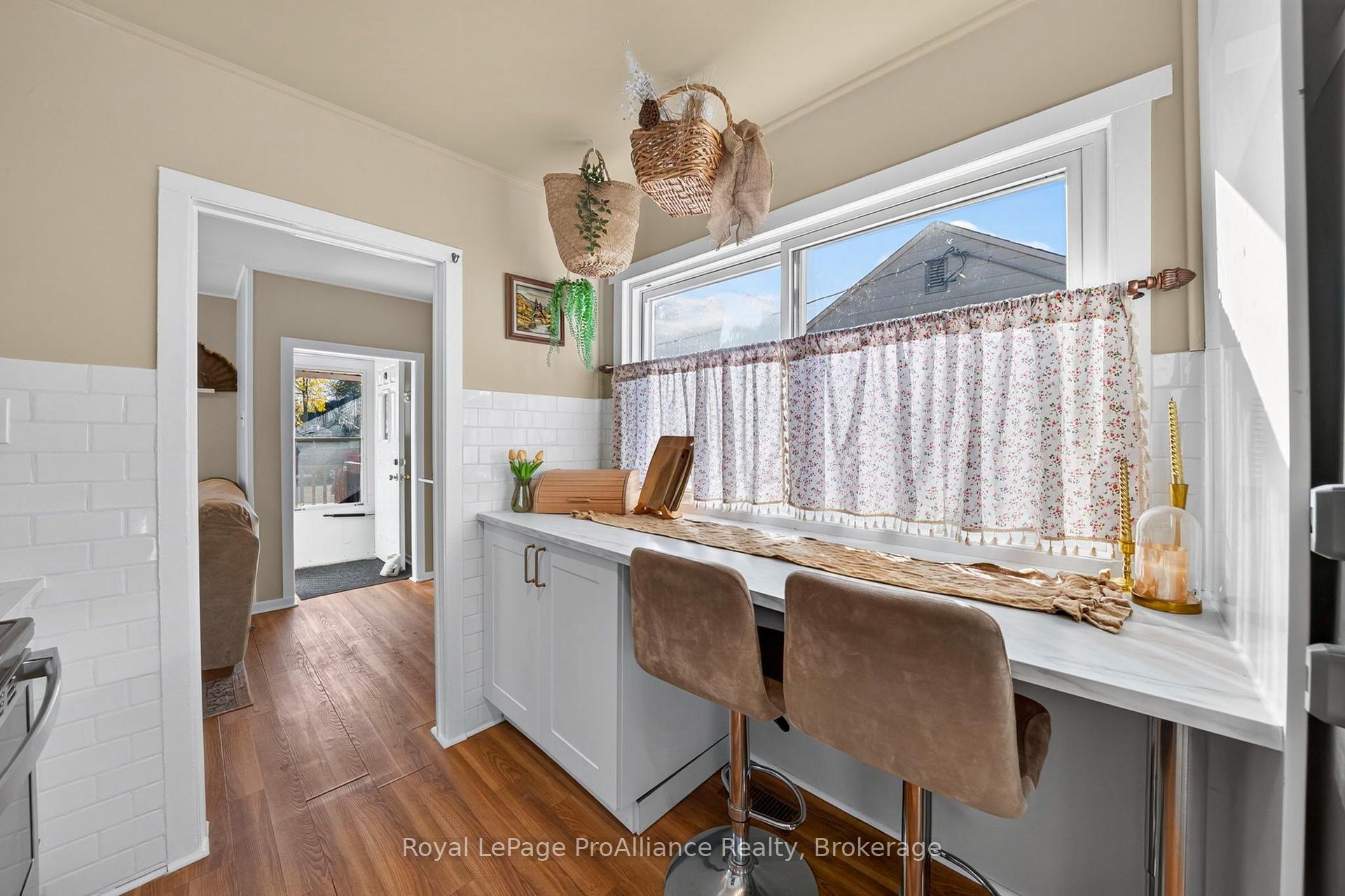 Photo 13 of 12 Kerr Crescent, Quinte West, Trenton Ward — HOMEH