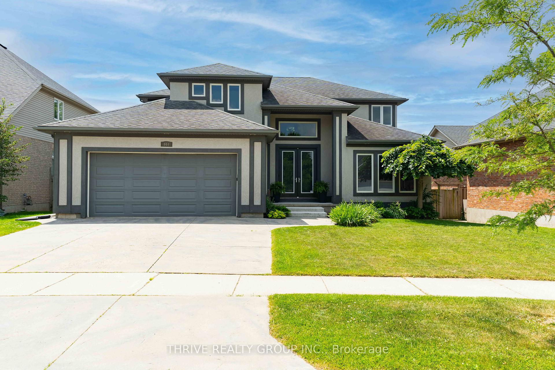 Photo of 944 Collins Drive