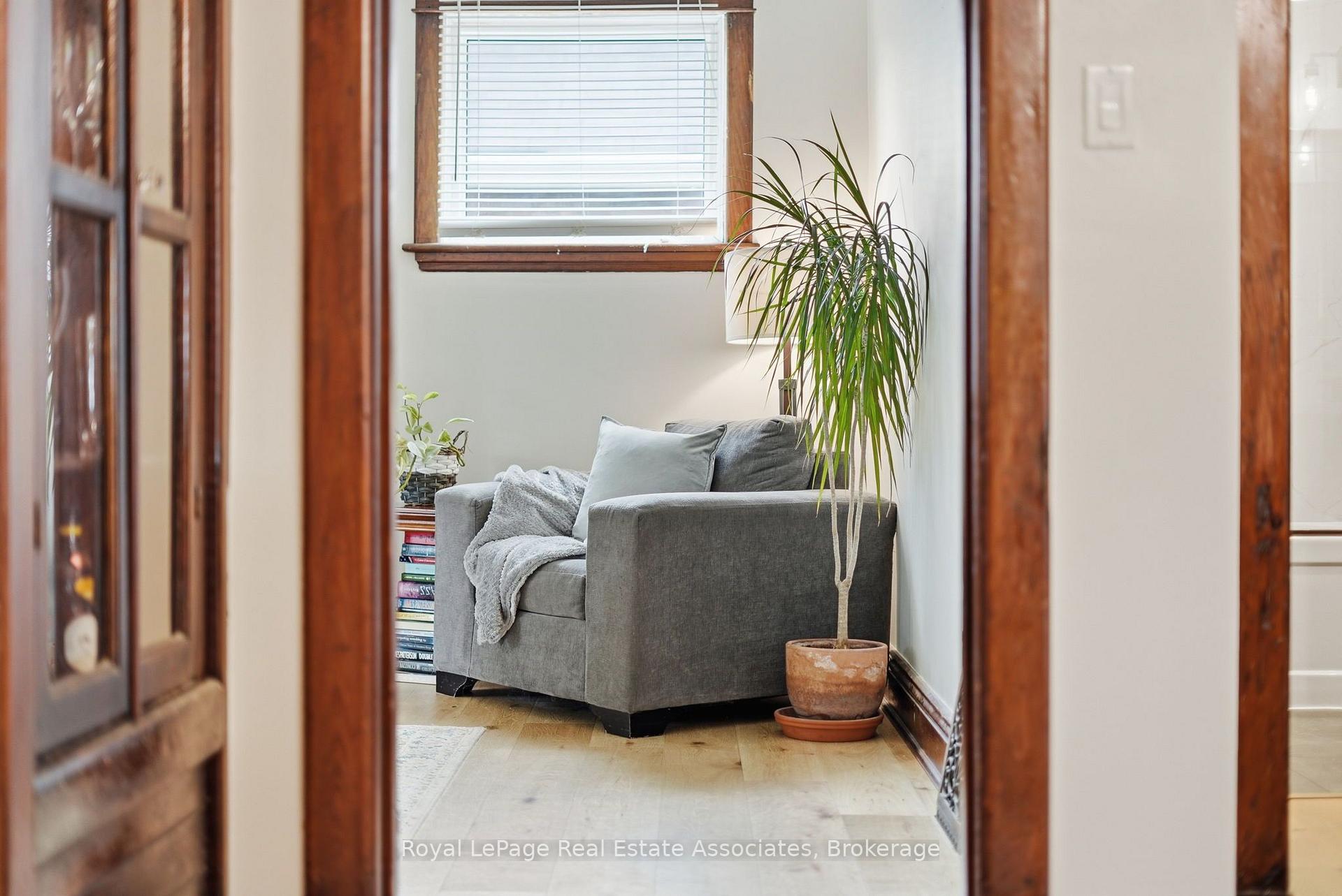 Photo 16 of 96 Huxley Avenue S, Hamilton, Delta — HOMEH