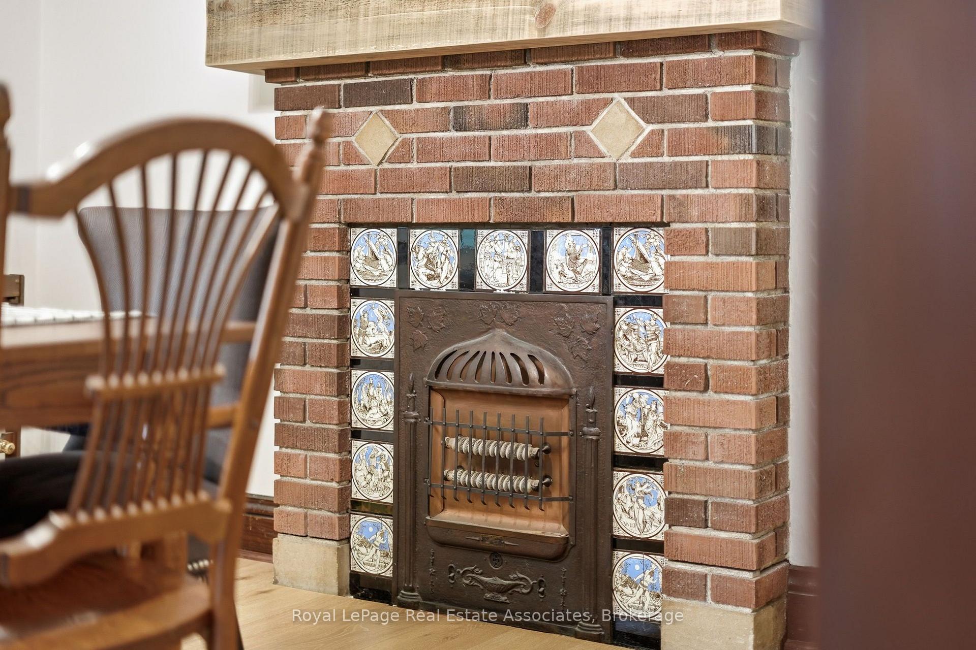 Photo 18 of 96 Huxley Avenue S, Hamilton, Delta — HOMEH