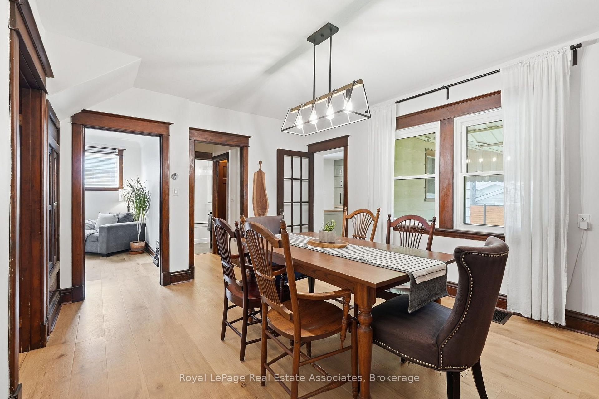 Photo 20 of 96 Huxley Avenue S, Hamilton, Delta — HOMEH