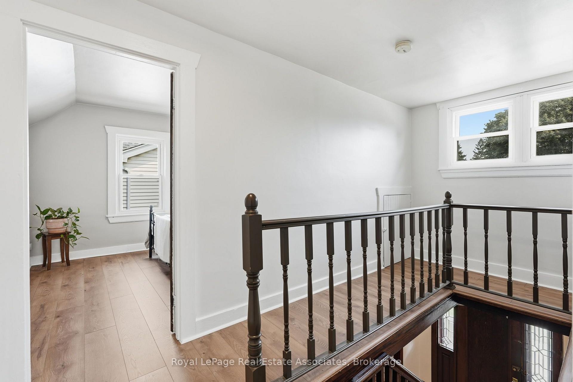 Photo 30 of 96 Huxley Avenue S, Hamilton, Delta — HOMEH