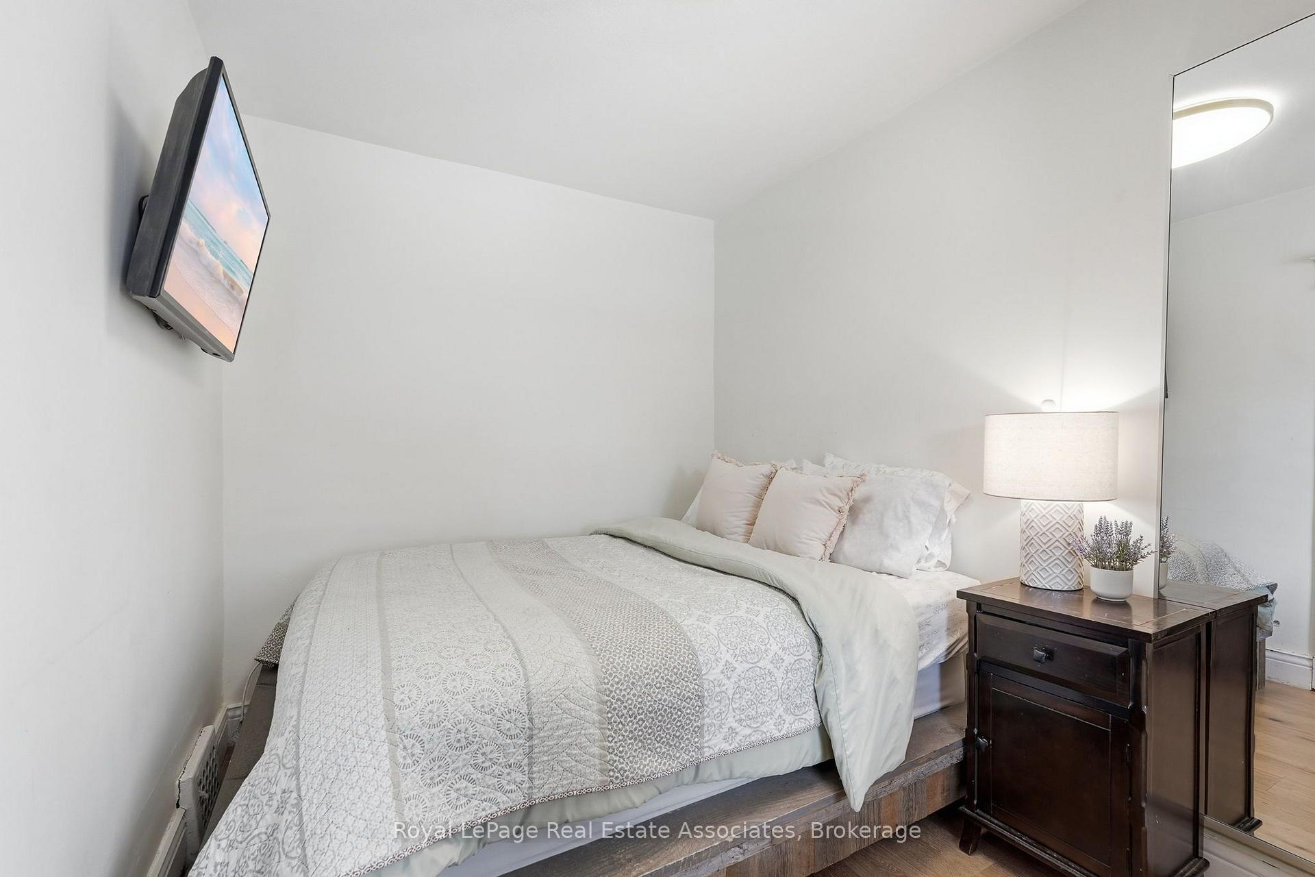 Photo 31 of 96 Huxley Avenue S, Hamilton, Delta — HOMEH