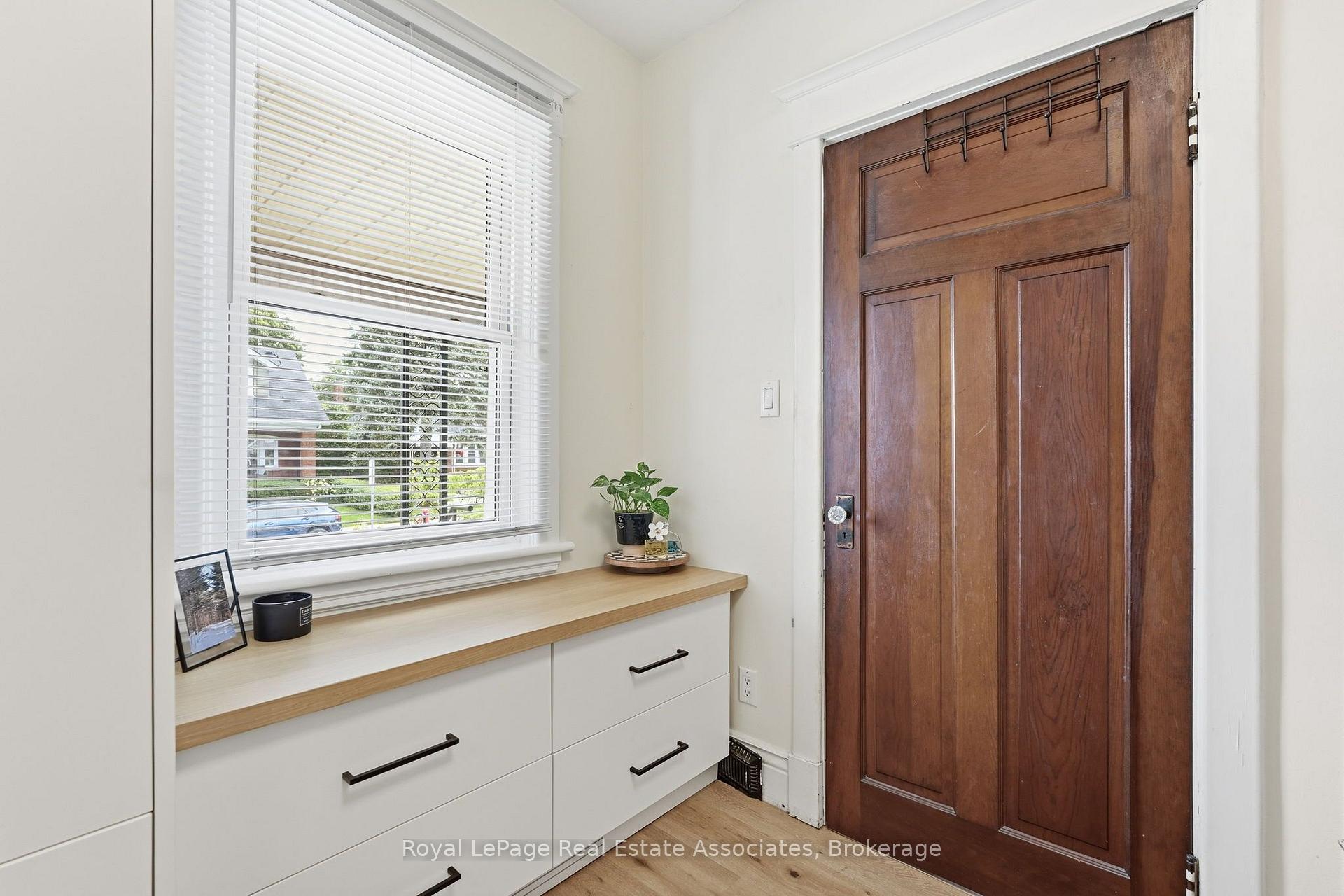 Photo 32 of 96 Huxley Avenue S, Hamilton, Delta — HOMEH