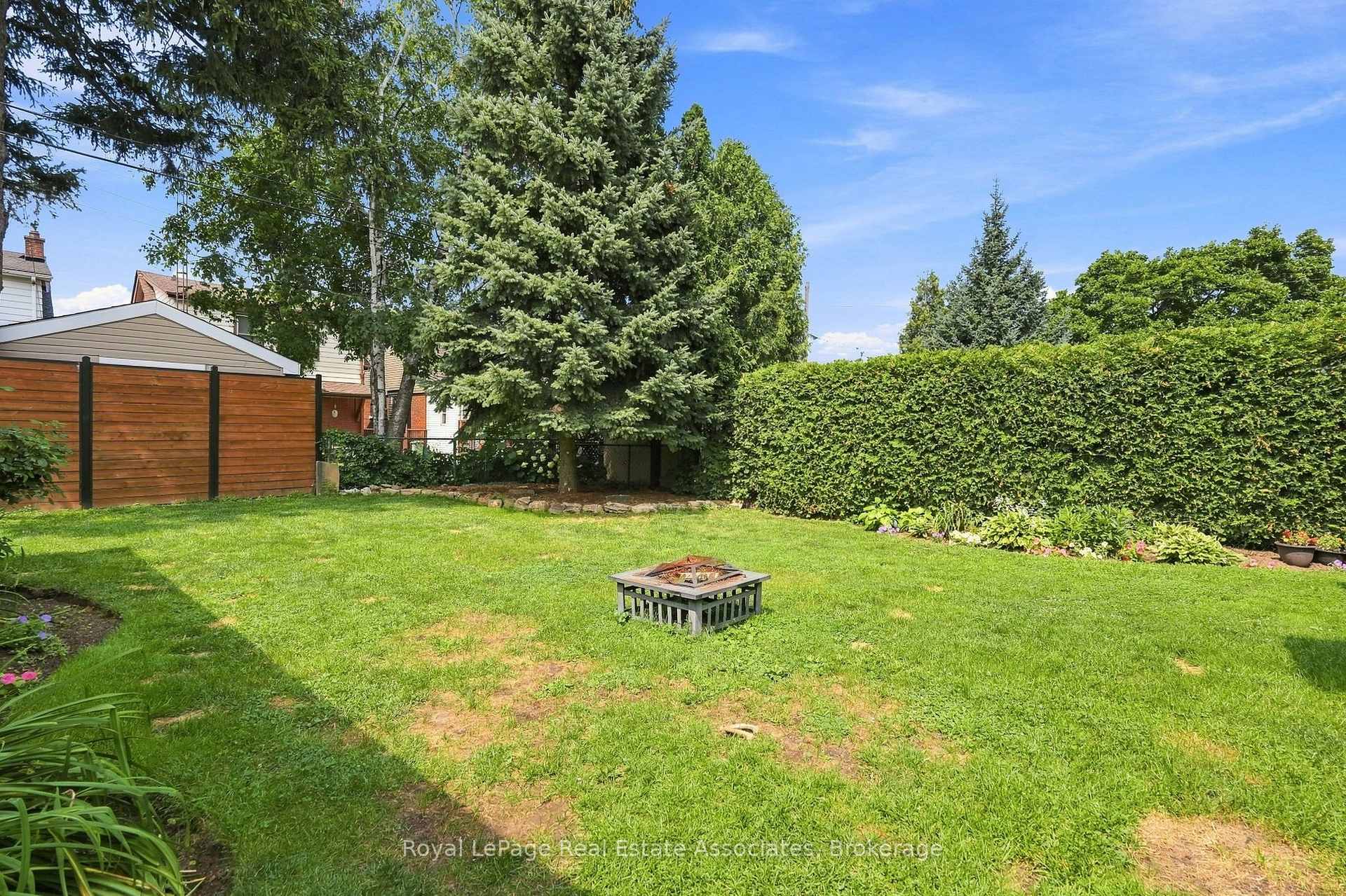 Photo 44 of 96 Huxley Avenue S, Hamilton, Delta — HOMEH