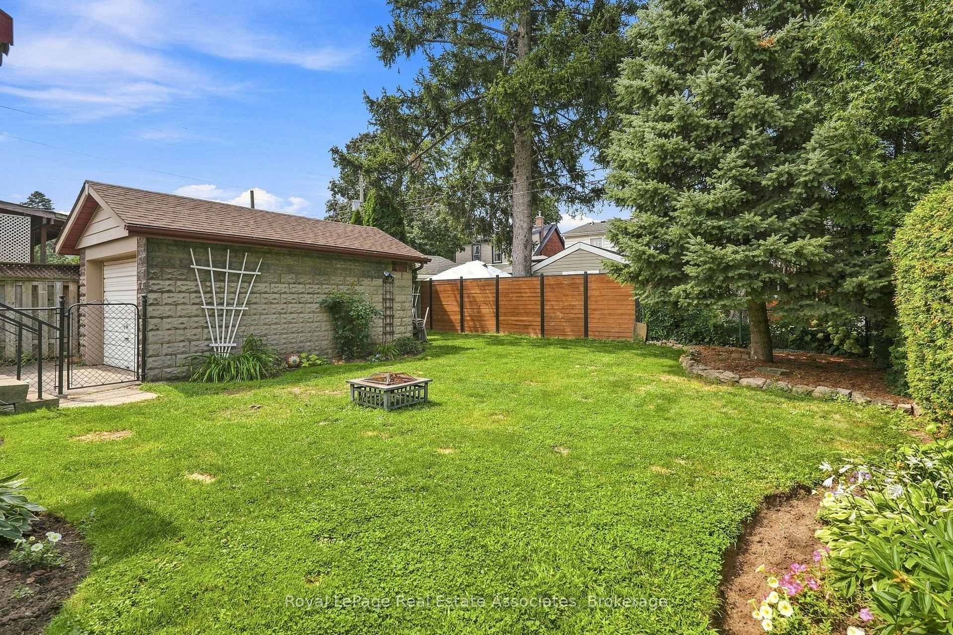 Photo 45 of 96 Huxley Avenue S, Hamilton, Delta — HOMEH