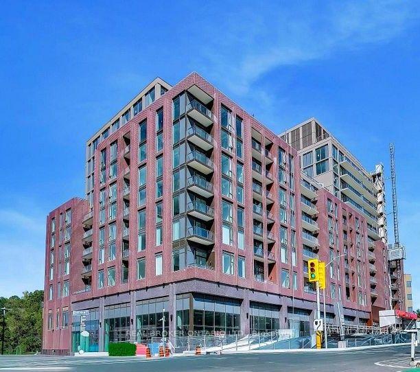 Photo of Unit 306, 2450 Bloor Street W