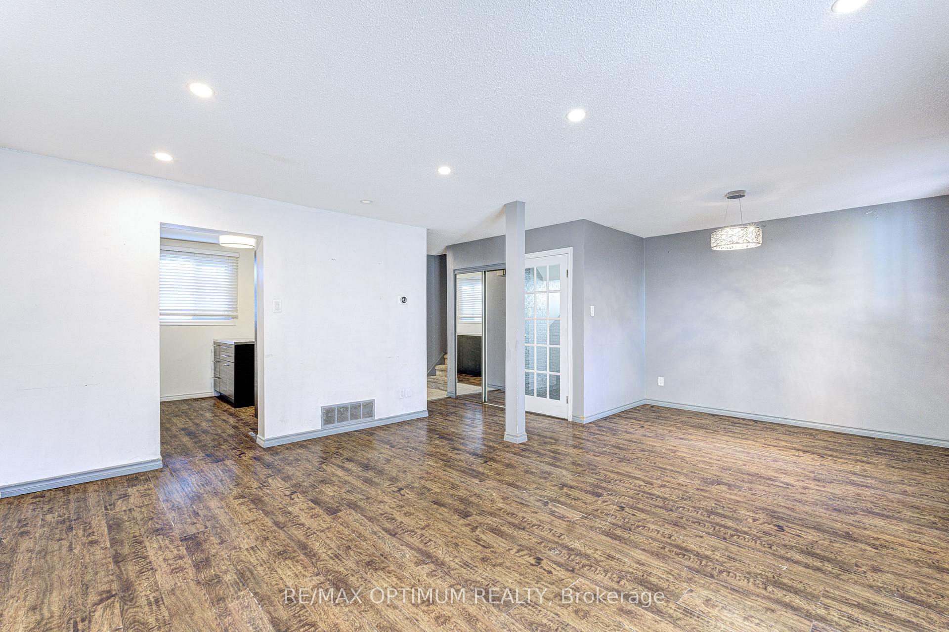 Photo 6 of Unit 17, 45 Hansen Road N, Brampton, Madoc — HOMEH