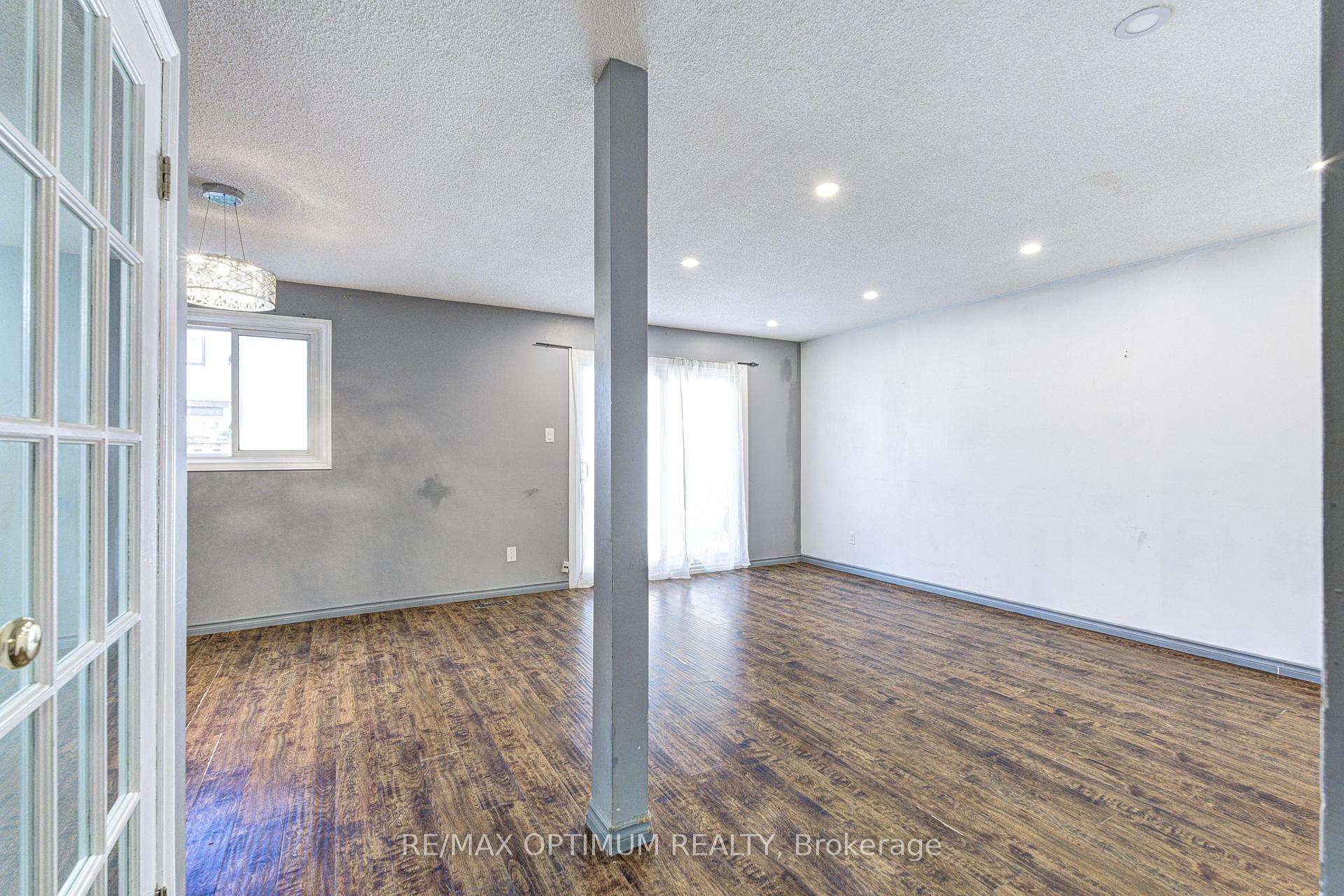 Photo 8 of Unit 17, 45 Hansen Road N, Brampton, Madoc — HOMEH