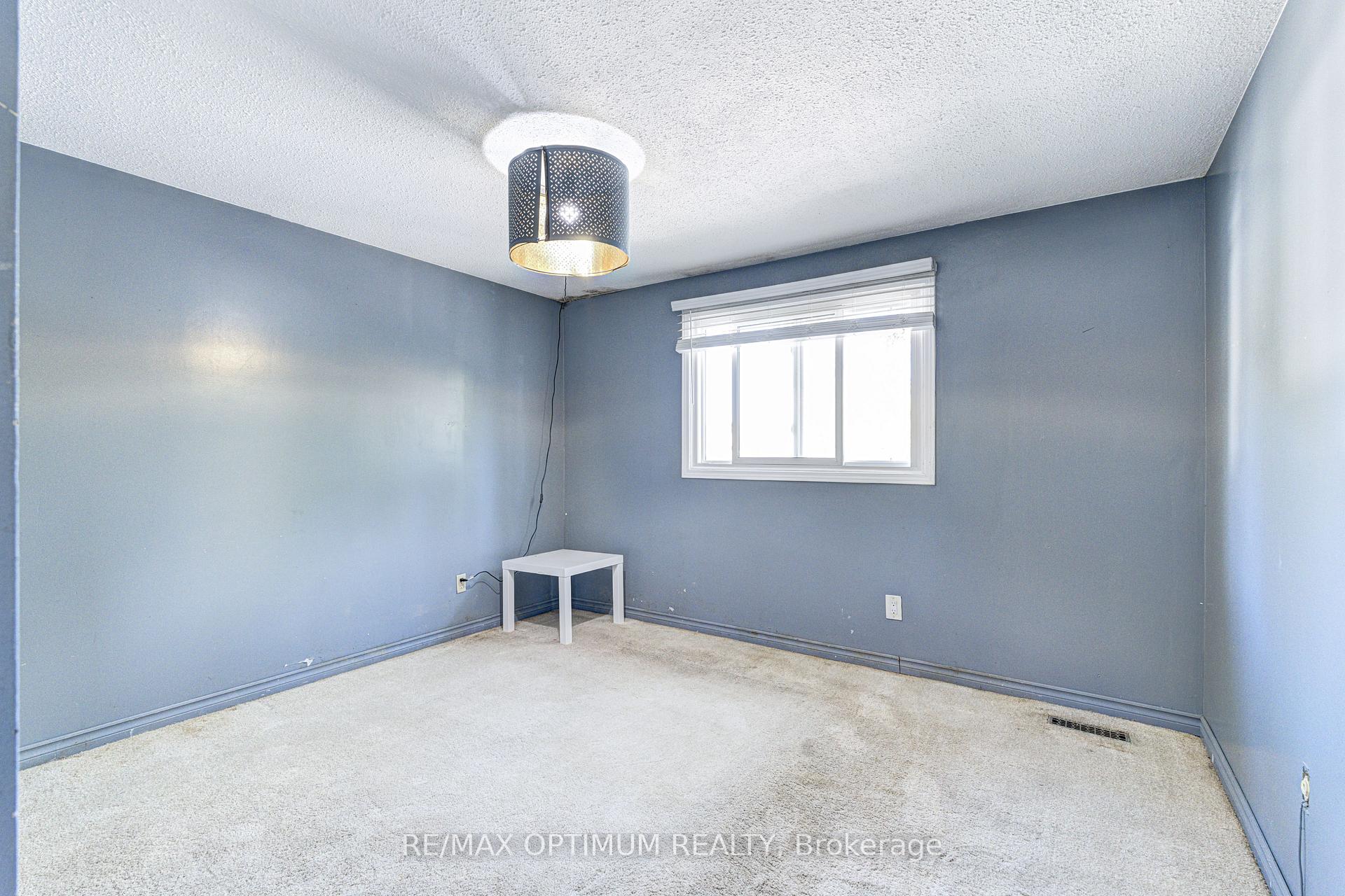 Photo 18 of Unit 17, 45 Hansen Road N, Brampton, Madoc — HOMEH