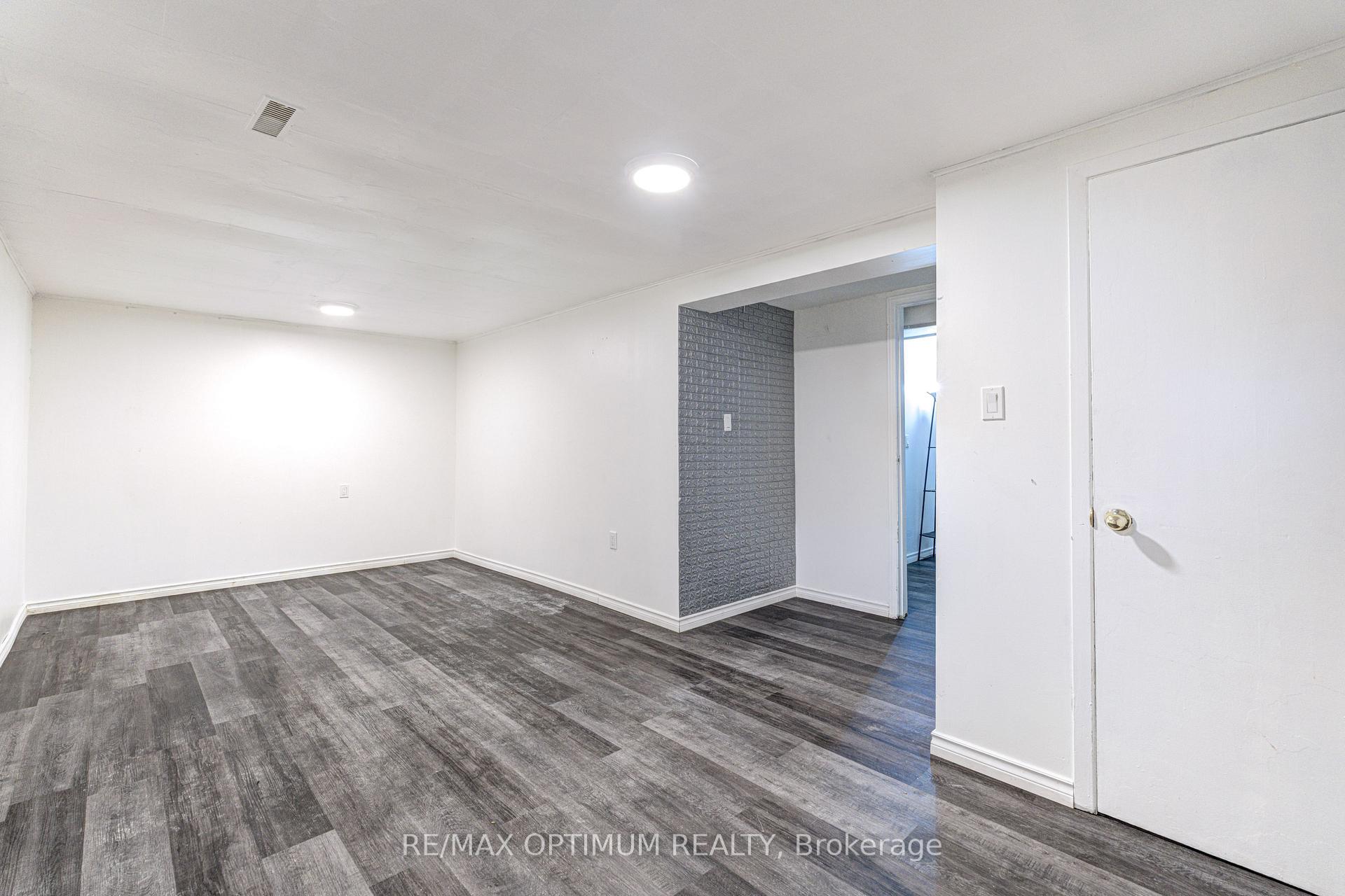 Photo 22 of Unit 17, 45 Hansen Road N, Brampton, Madoc — HOMEH