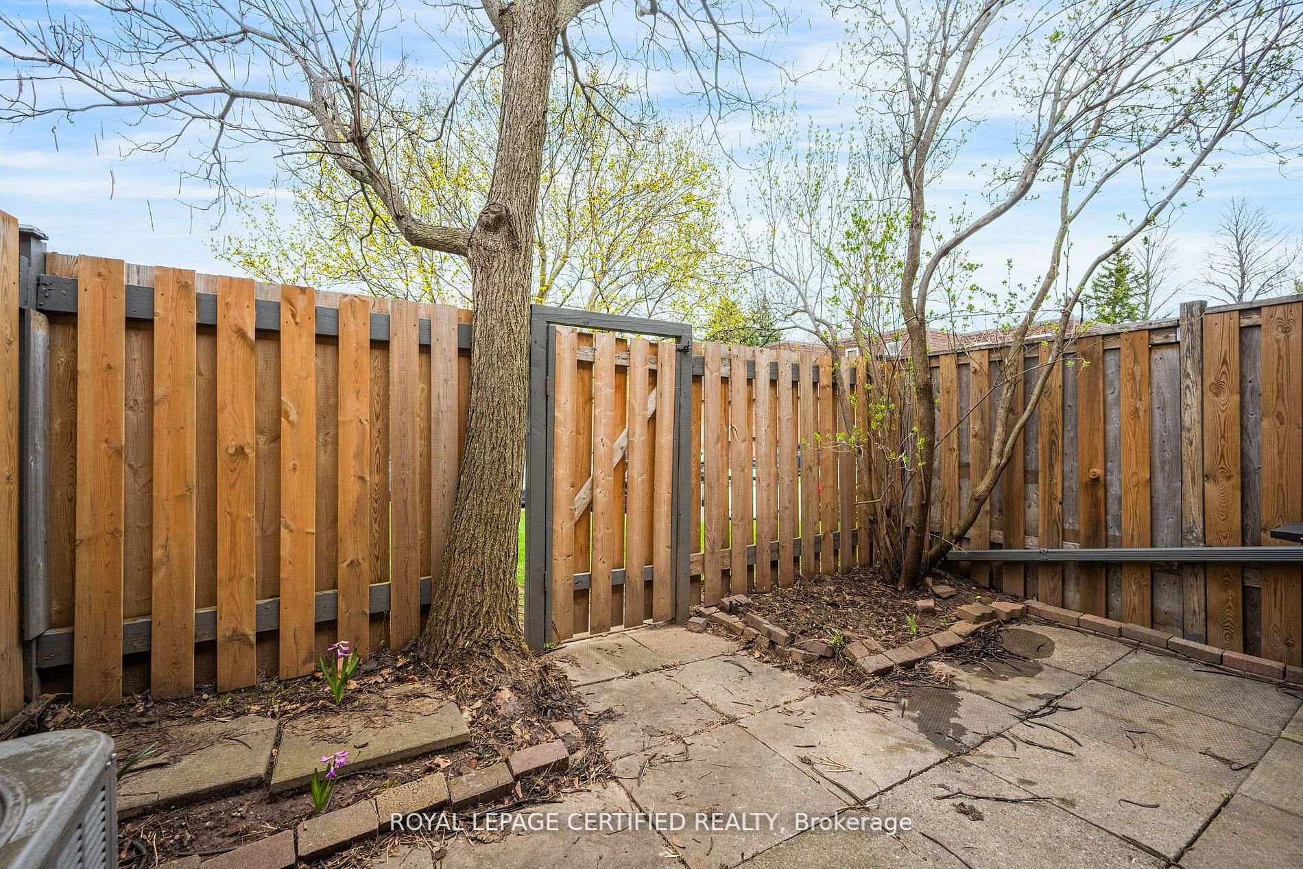 Photo 31 of Unit 91, 371 Bronte Street S, Milton, Old Milton — HOMEH