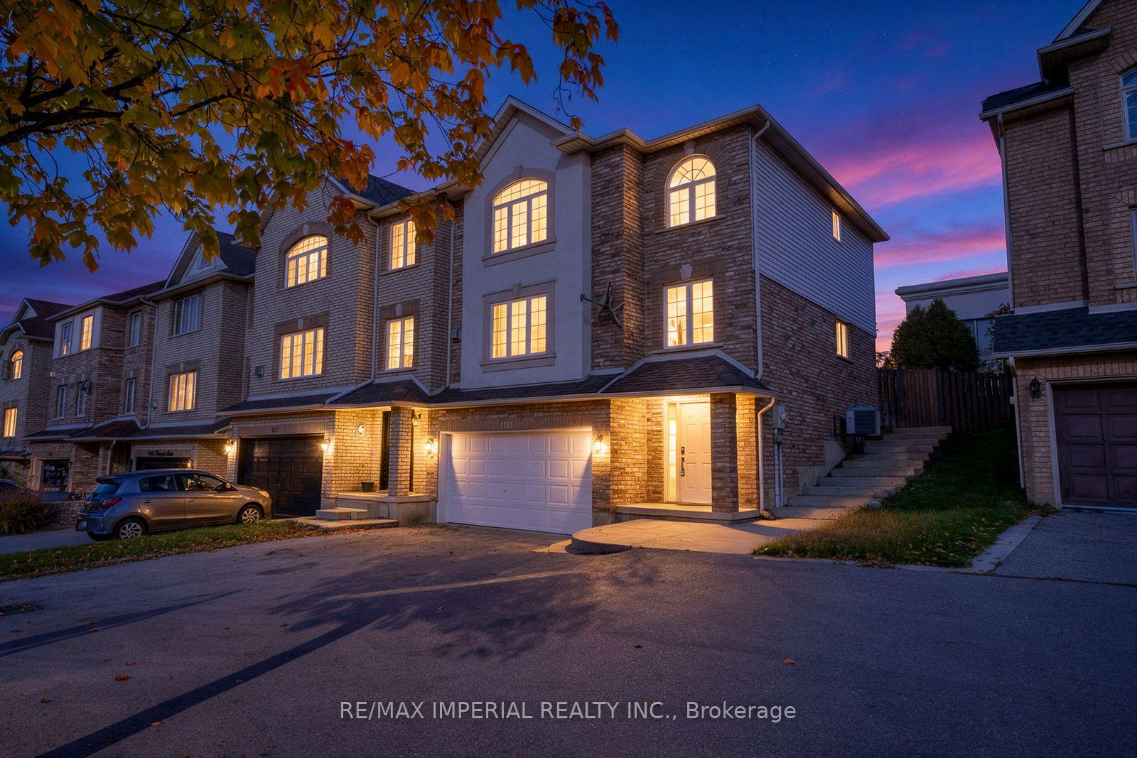 Photo 1 of 1149 Harrogate Drive, Hamilton, Ancaster — HOMEH