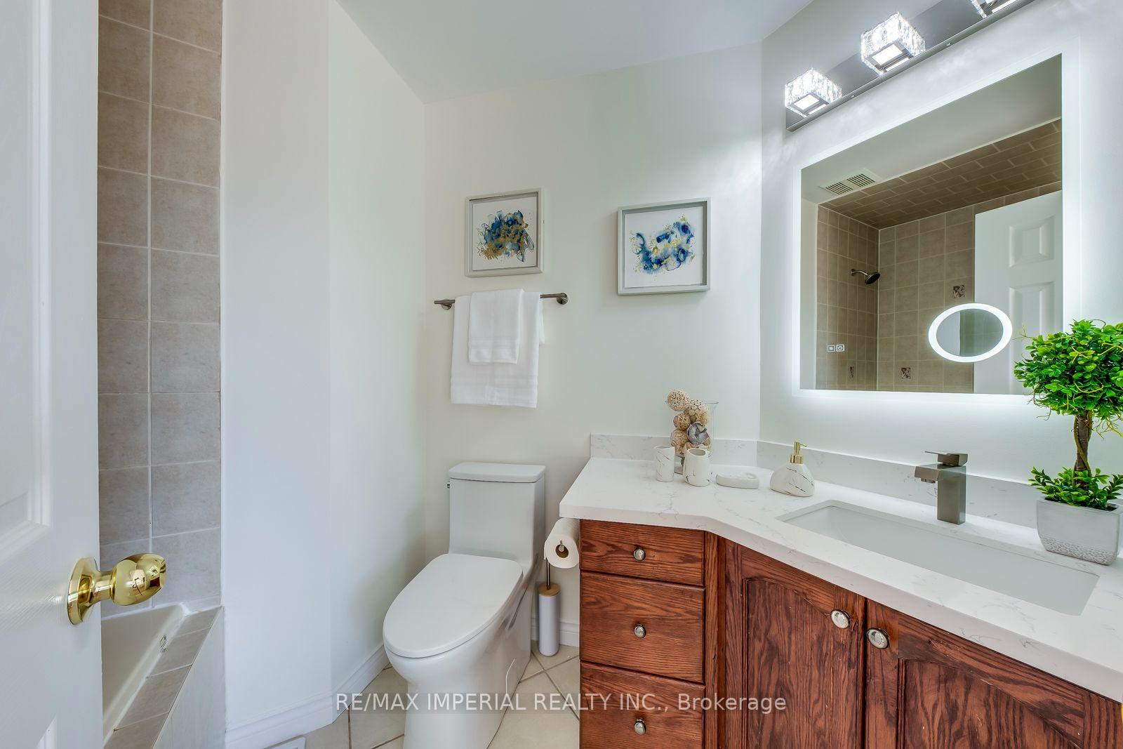 Photo 37 of 1149 Harrogate Drive, Hamilton, Ancaster — HOMEH