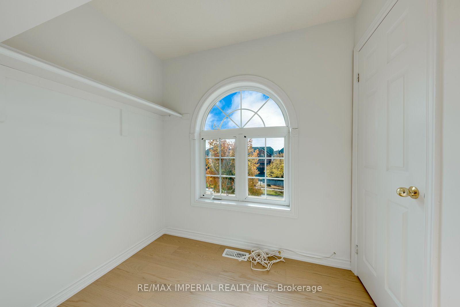 Photo 40 of 1149 Harrogate Drive, Hamilton, Ancaster — HOMEH