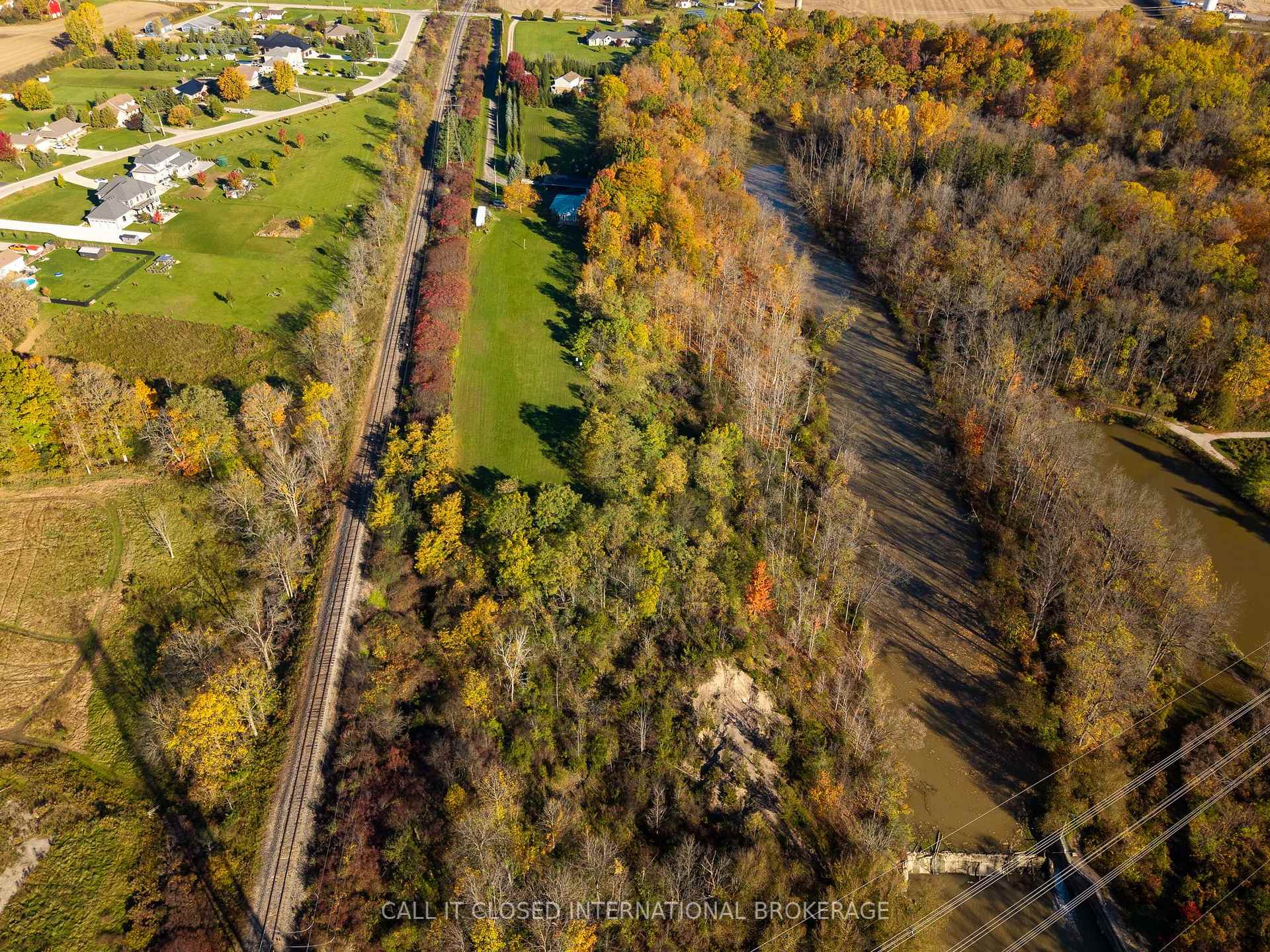 Photo 7 of 42687 Water Tower Line, Central Elgin, Rural Central Elgin — HOMEH