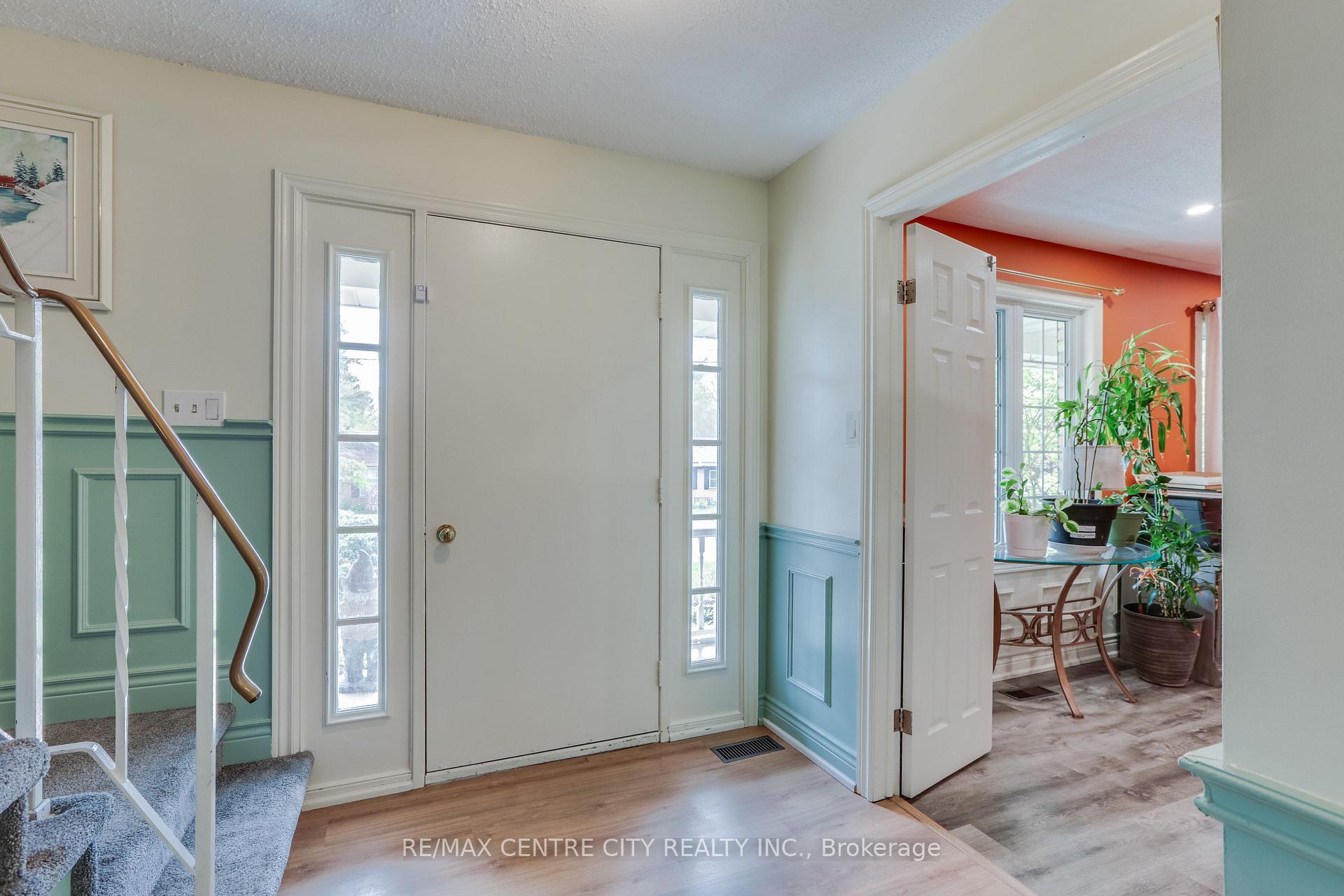 Photo 6 of 240 Church Street, Central Elgin, Belmont — HOMEH