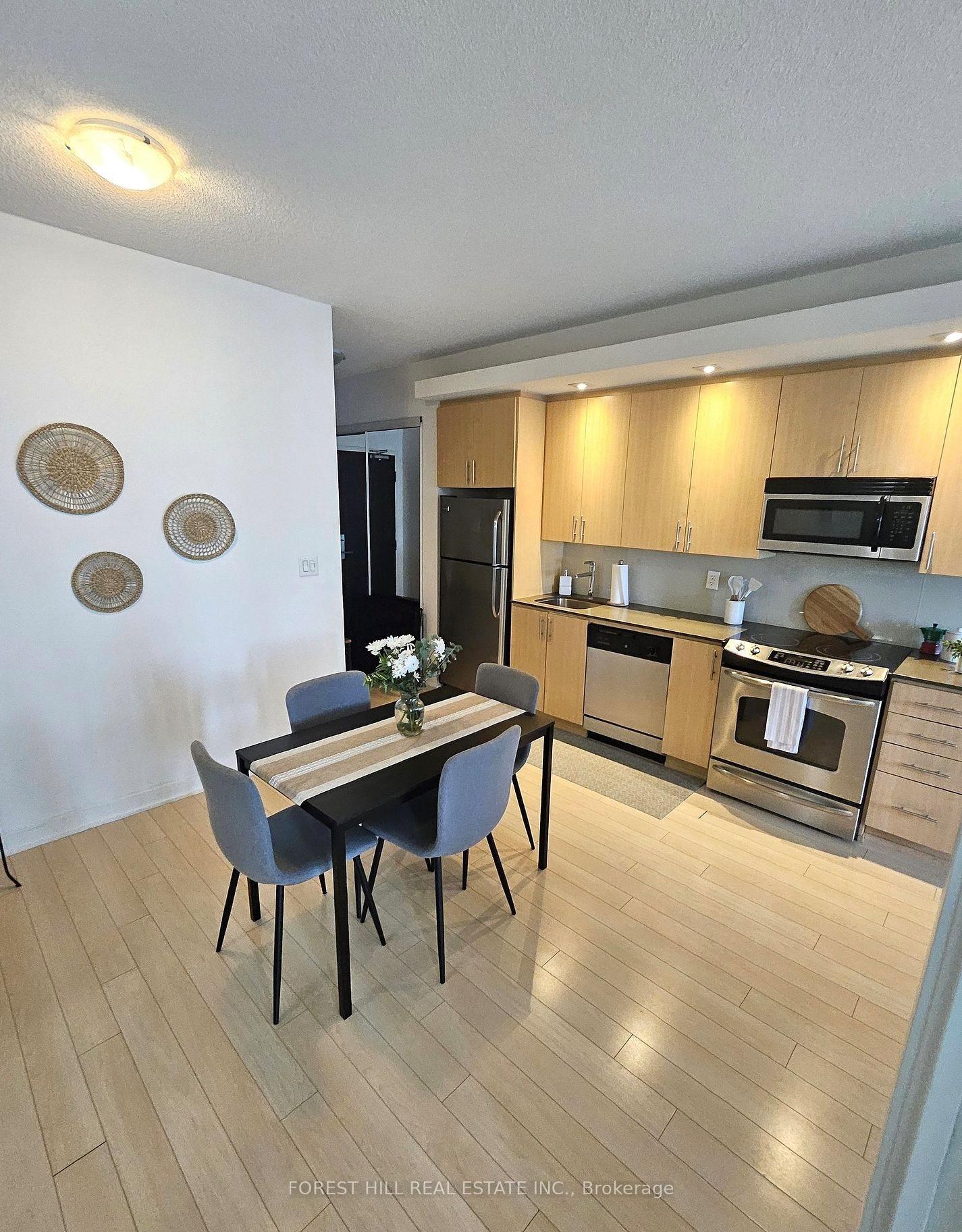 Photo 5 of Unit 1334, 165 Legion Road N, Etobicoke, Mimico — HOMEH