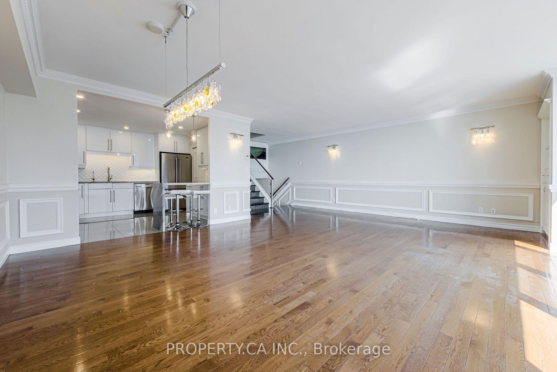 Photo of Unit 2805, 33 Harbour Square