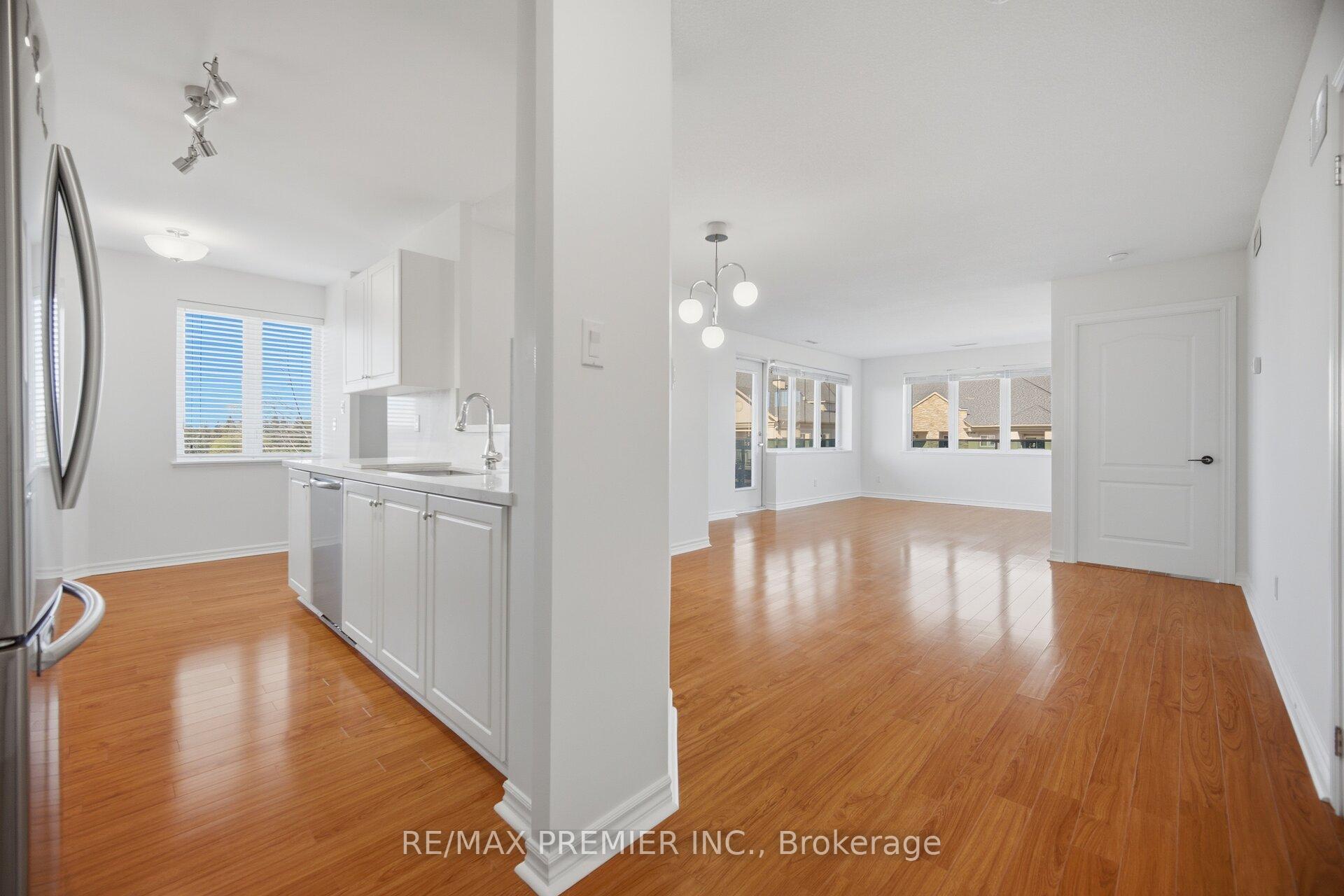 Photo 5 of Unit 401, 3 Dayspring Circle, Brampton, Goreway Drive Corridor — HOMEH