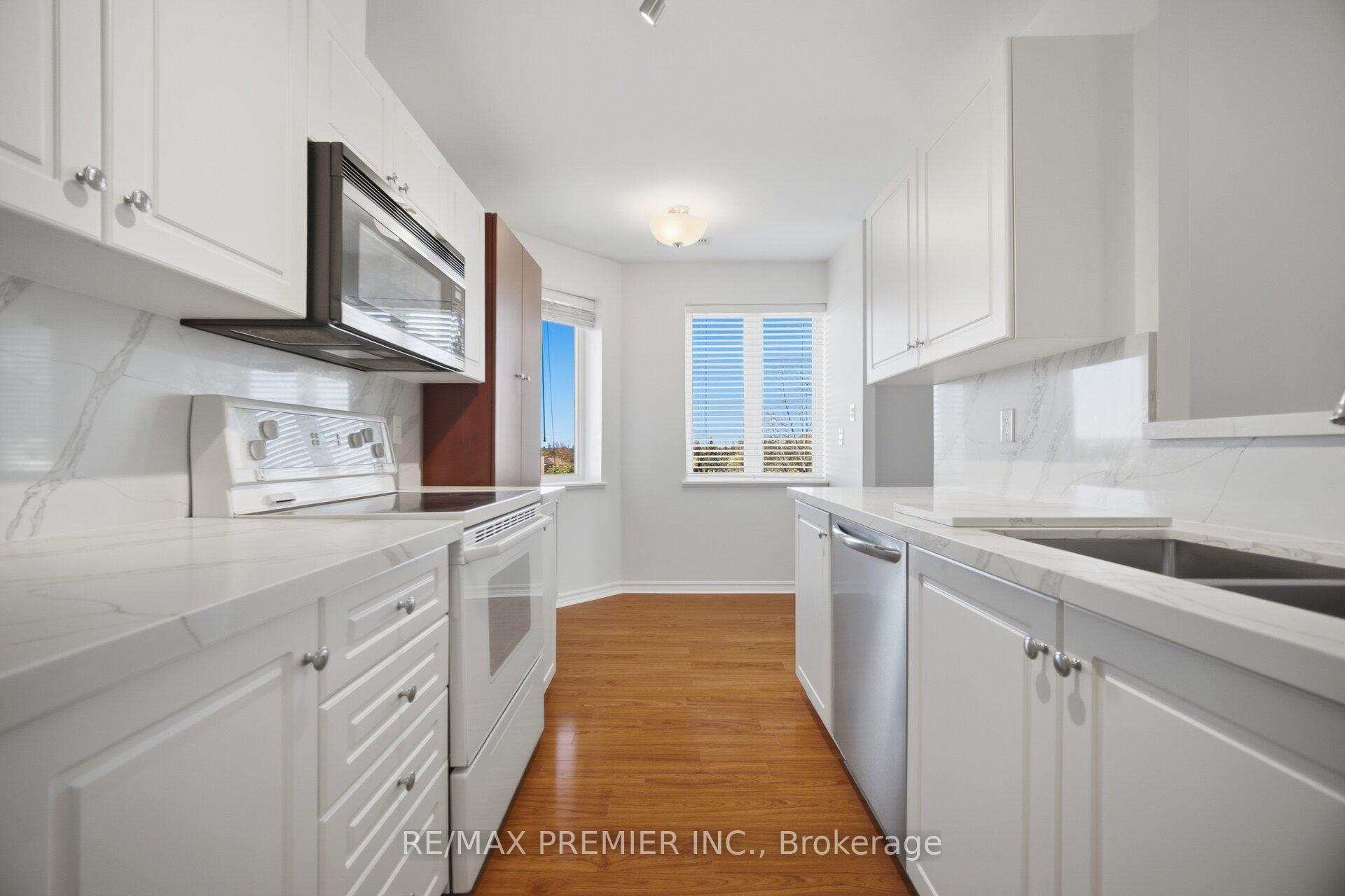Photo 6 of Unit 401, 3 Dayspring Circle, Brampton, Goreway Drive Corridor — HOMEH