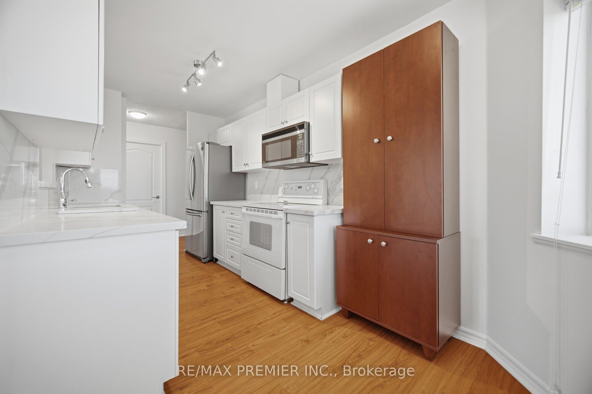 Photo 11 of Unit 401, 3 Dayspring Circle, Brampton, Goreway Drive Corridor — HOMEH