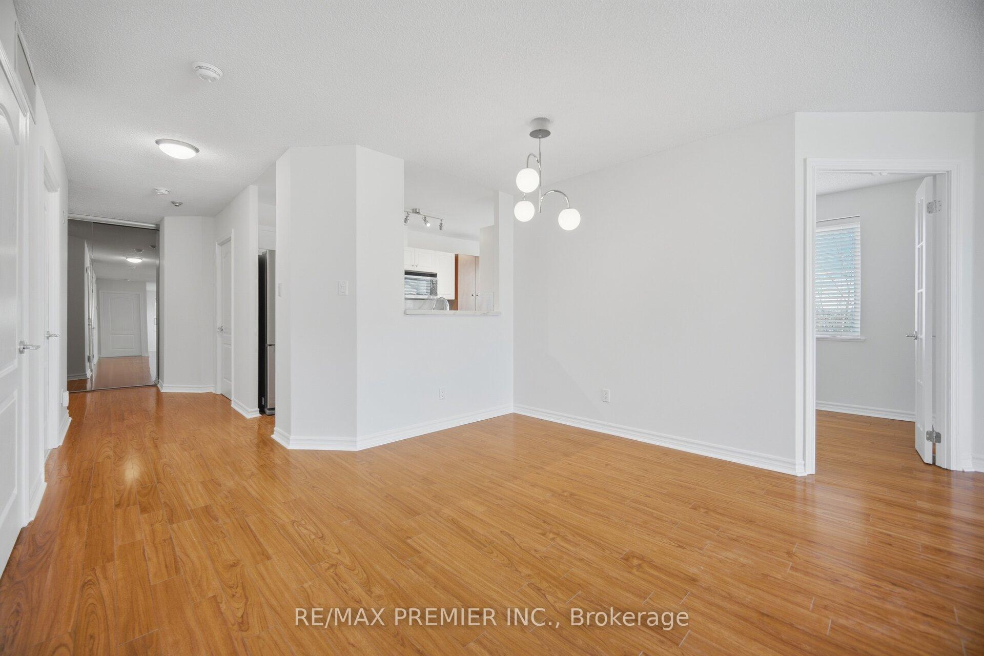 Photo 15 of Unit 401, 3 Dayspring Circle, Brampton, Goreway Drive Corridor — HOMEH