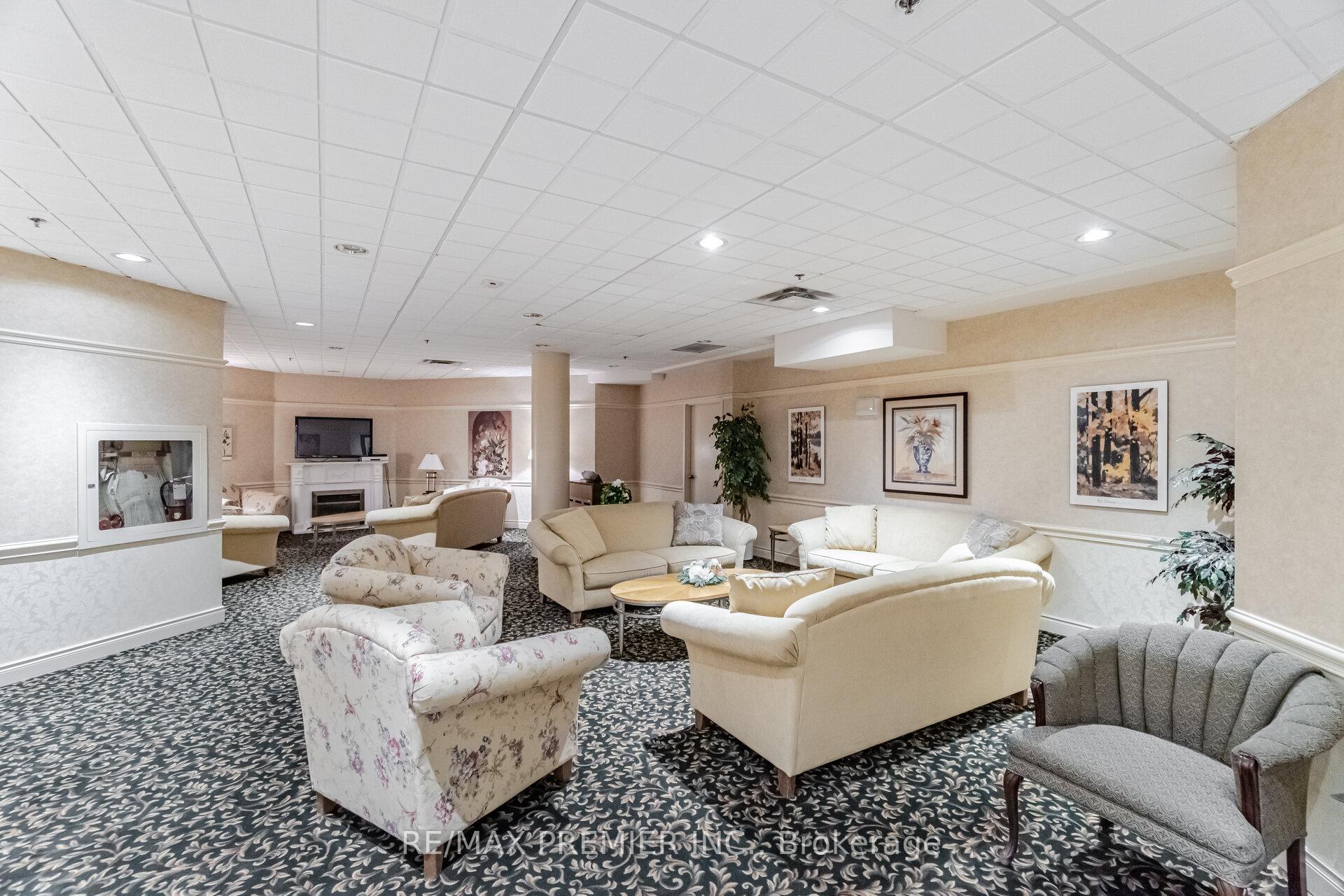 Photo 42 of Unit 401, 3 Dayspring Circle, Brampton, Goreway Drive Corridor — HOMEH