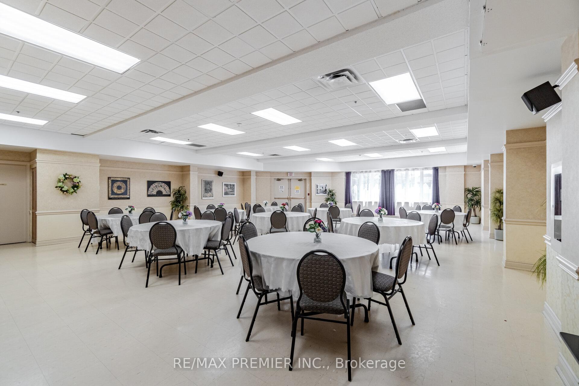 Photo 44 of Unit 401, 3 Dayspring Circle, Brampton, Goreway Drive Corridor — HOMEH