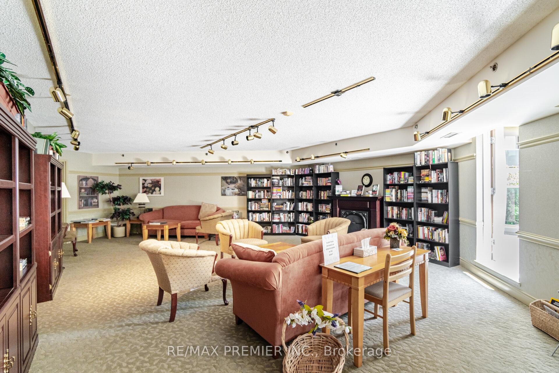 Photo 45 of Unit 401, 3 Dayspring Circle, Brampton, Goreway Drive Corridor — HOMEH