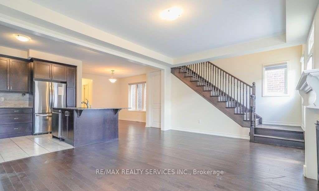 Photo 14 of 4 Divers Road, Brampton, Northwest Brampton — HOMEH