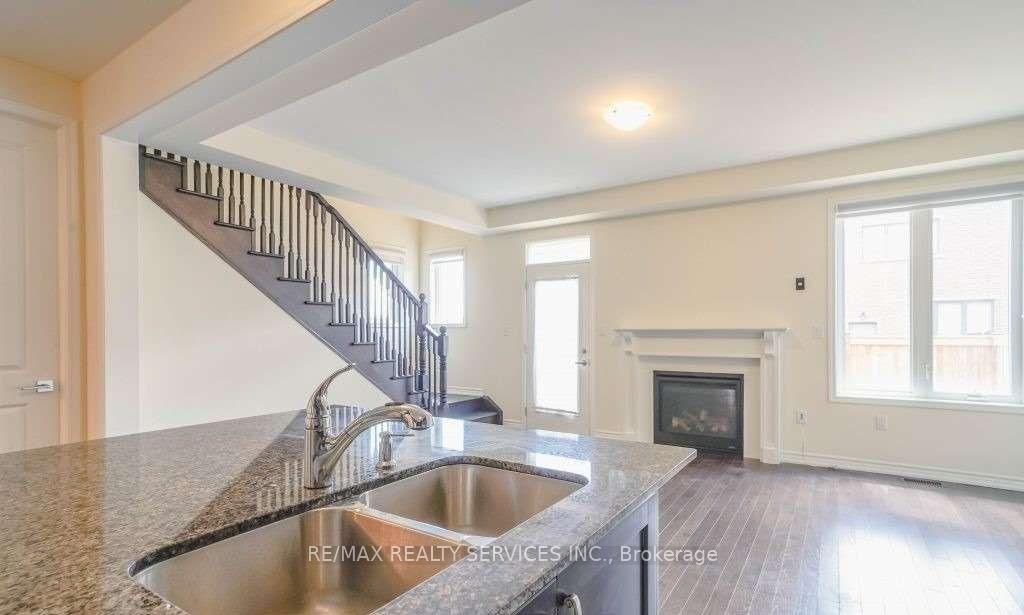 Photo 19 of 4 Divers Road, Brampton, Northwest Brampton — HOMEH